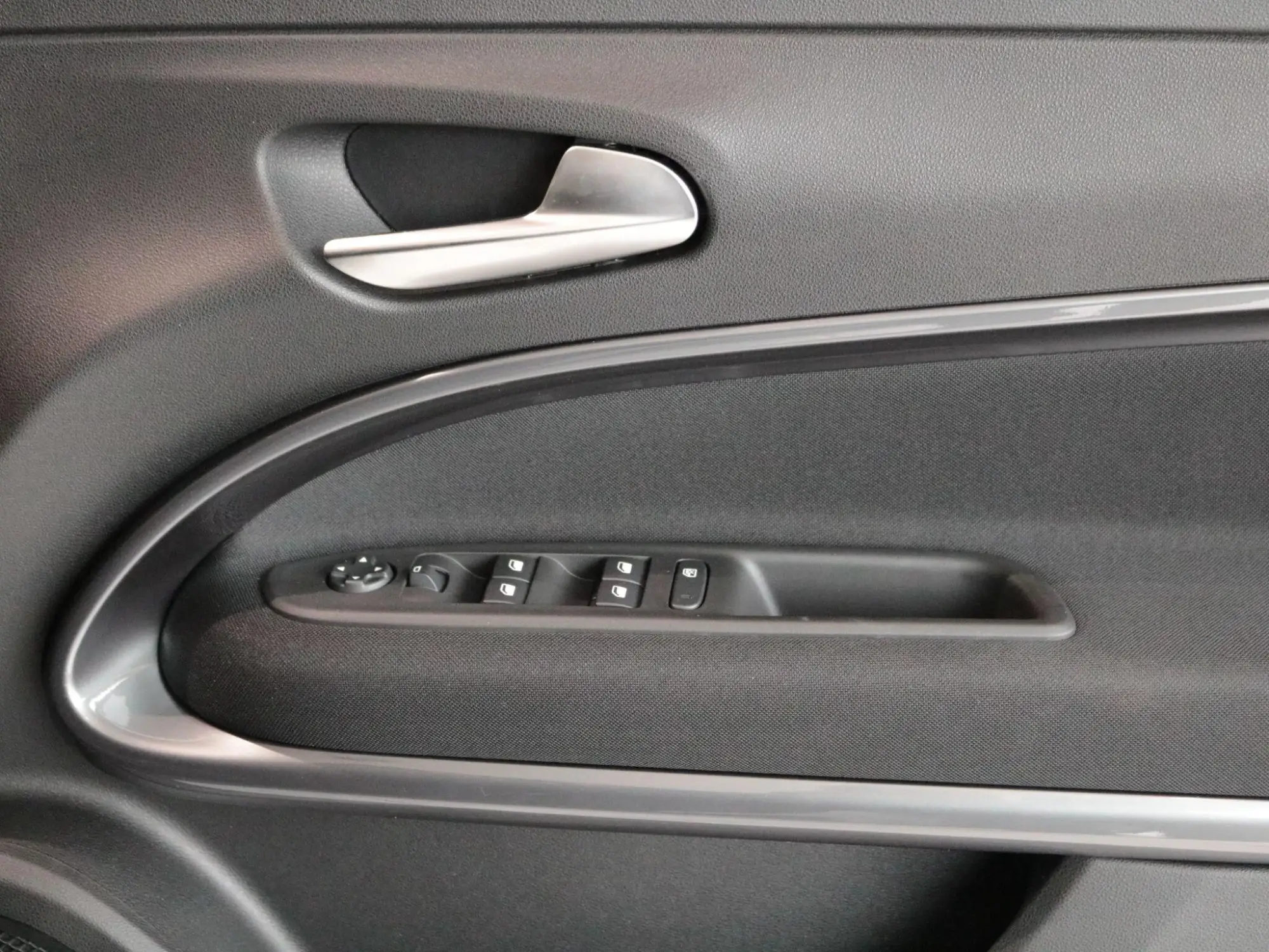 Fiat 600 Petrol Image 20
