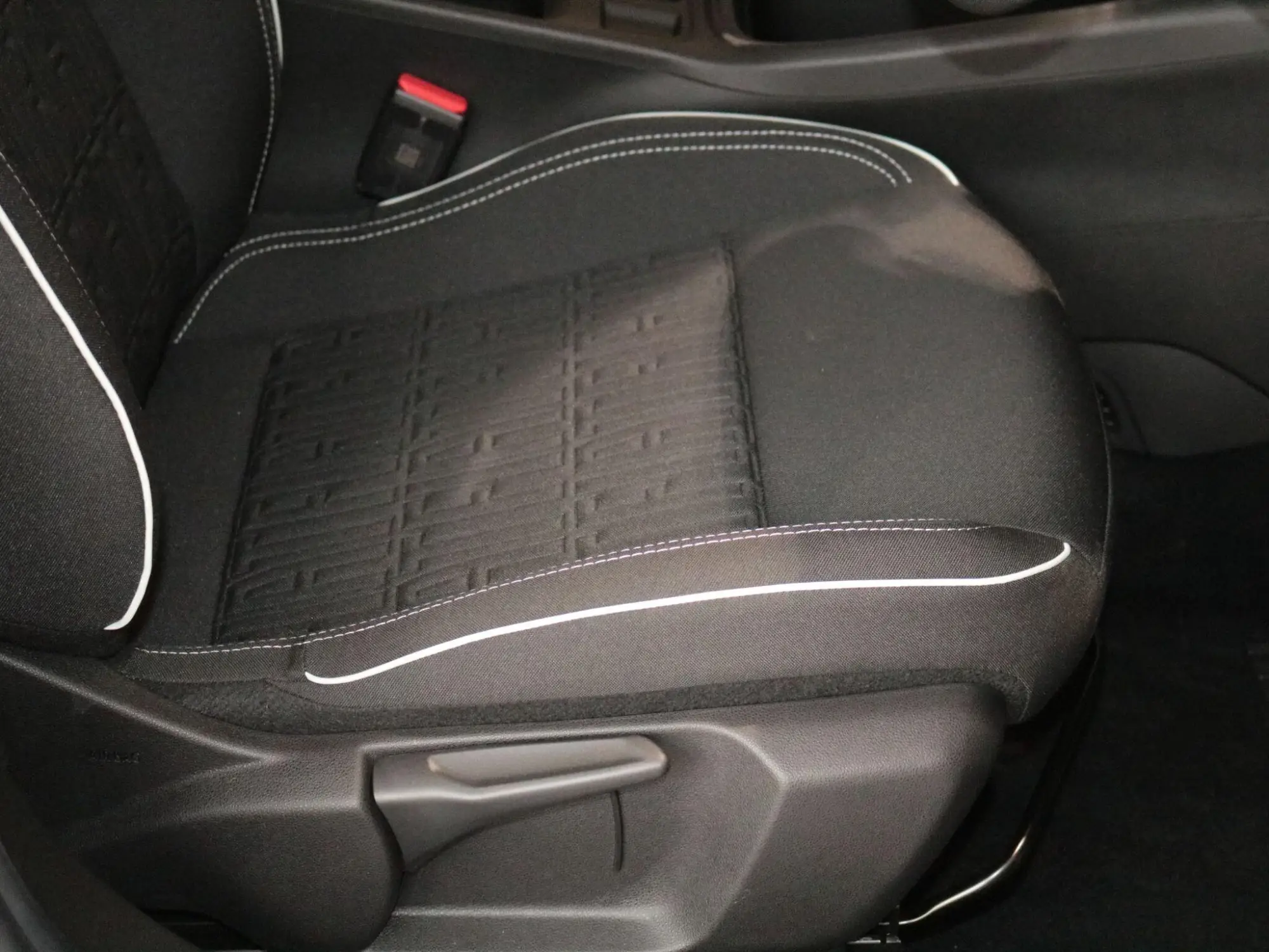 Fiat 600 Petrol Image 21