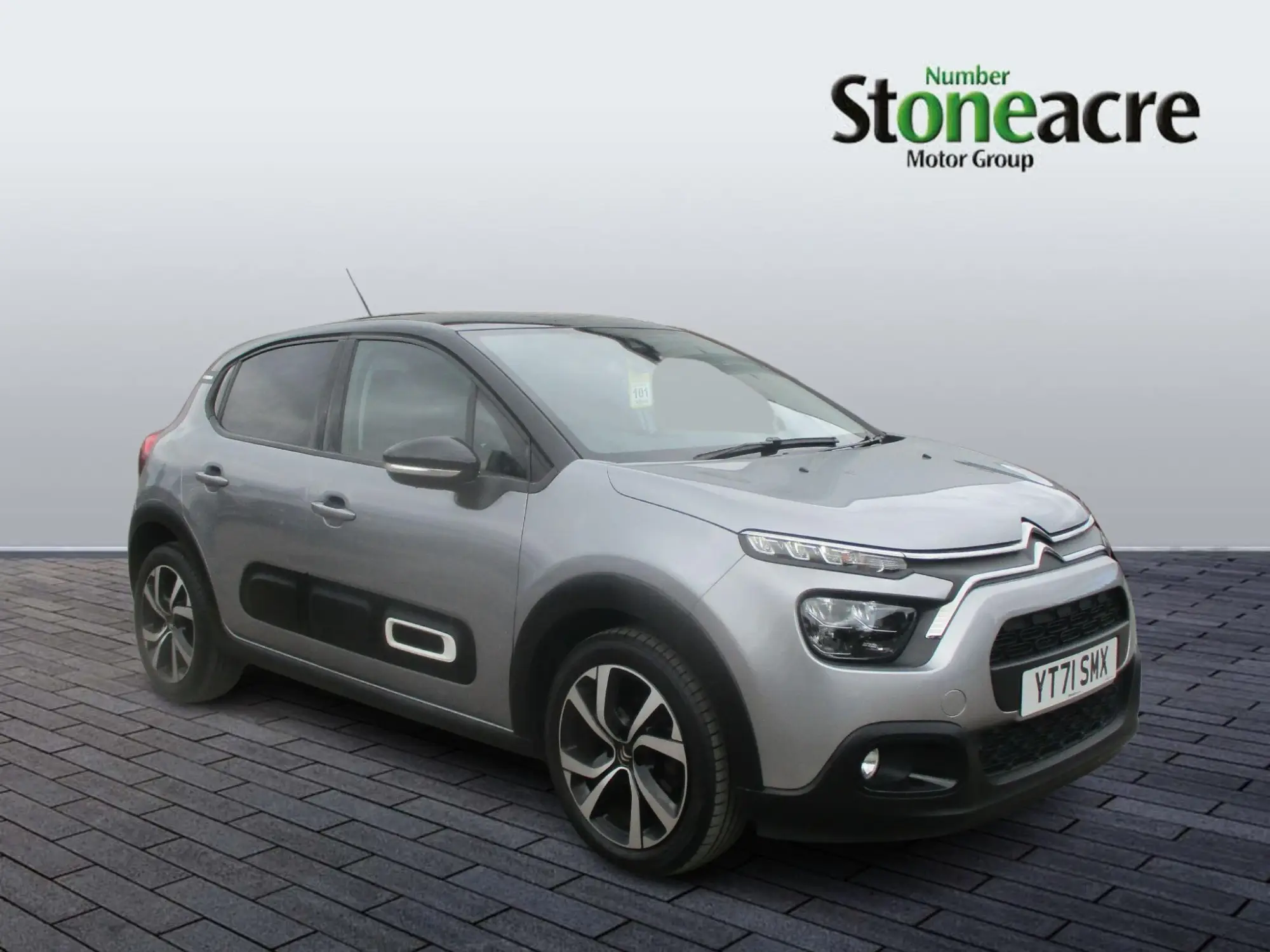 Citroen C3 1.2 PureTech Shine Plus Euro 6 (s/s) 5dr YT71SMX Image 1