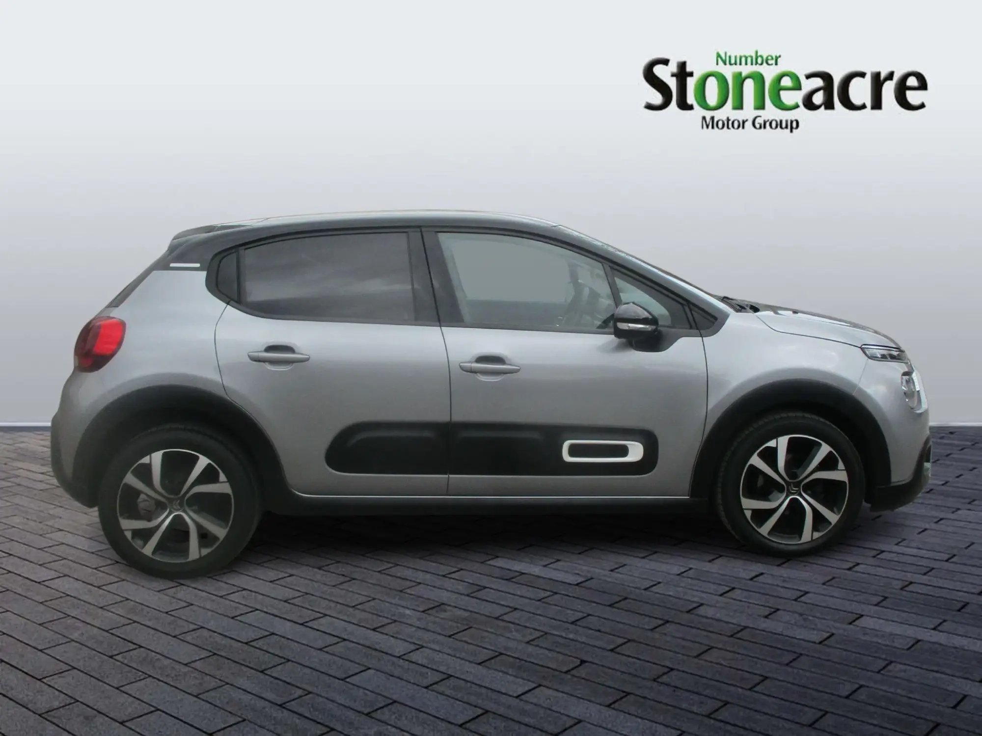 Citroen C3 1.2 PureTech Shine Plus Euro 6 (s/s) 5dr YT71SMX Image 2