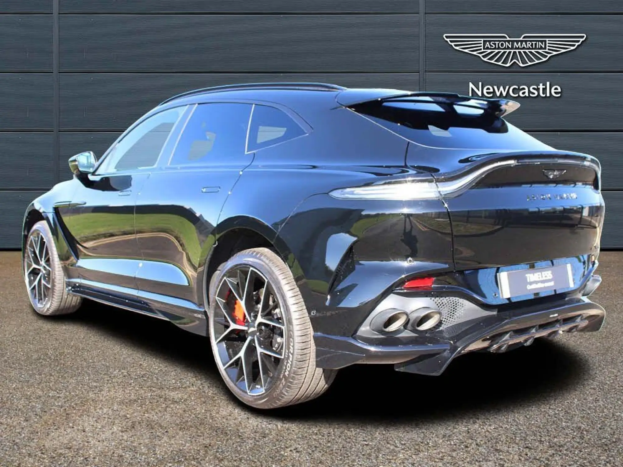 Aston Martin DBX 4.0 V8 707 SUV 5dr Petrol Auto 4WD Euro 6 (s/s) (707 ps) NA25UBK Image 2