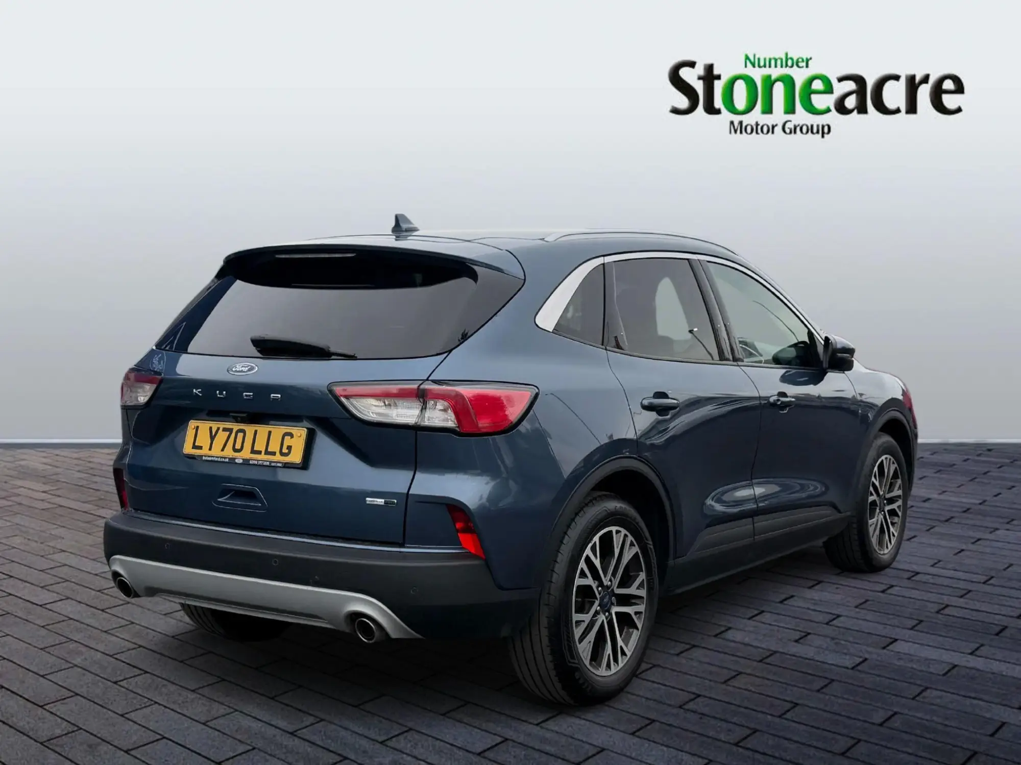 Ford Kuga 2.0 EcoBlue MHEV Titanium Edition Euro 6 (s/s) 5dr LY70LLG Image 3