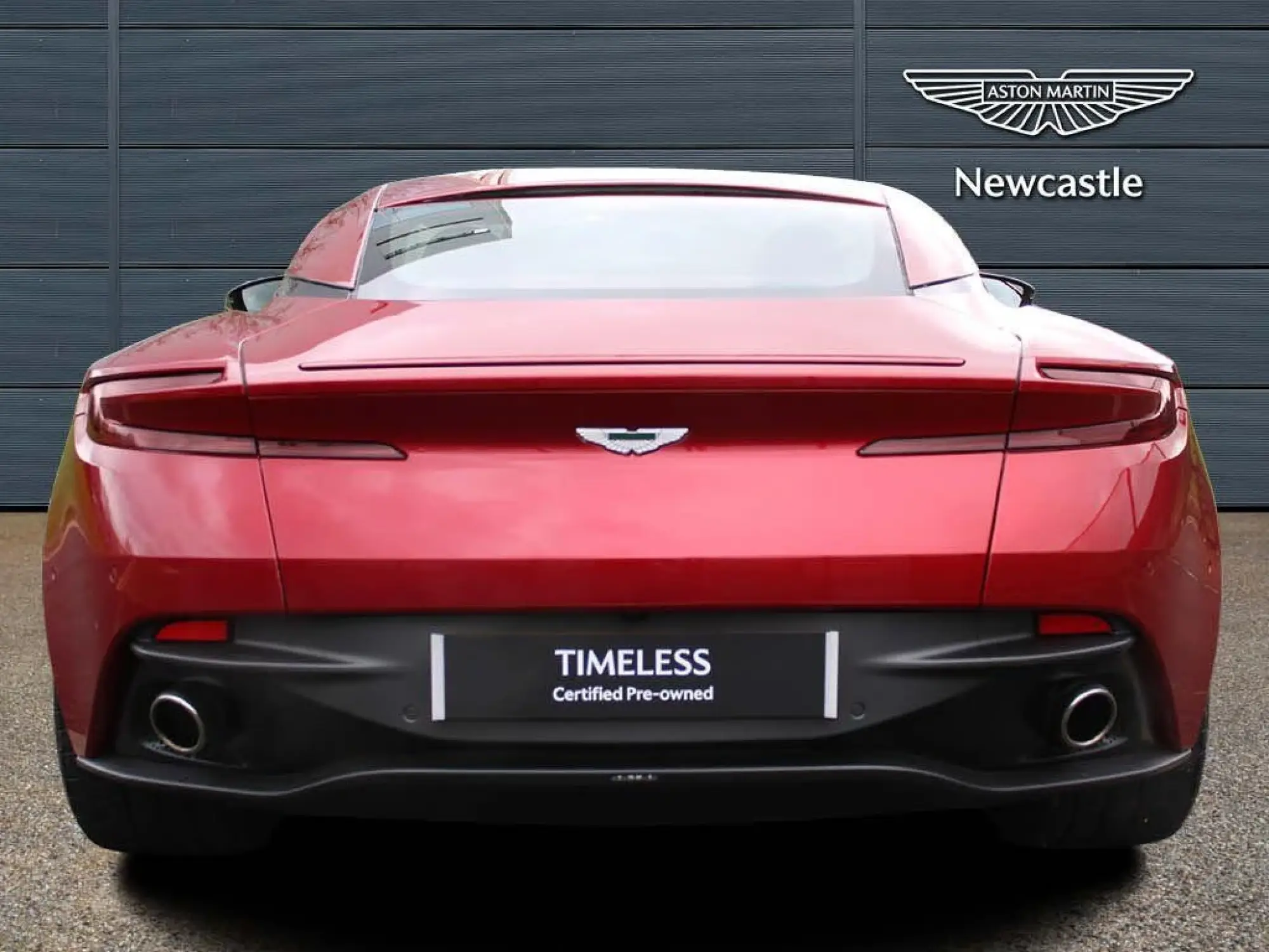 Aston Martin DB11 Image 2