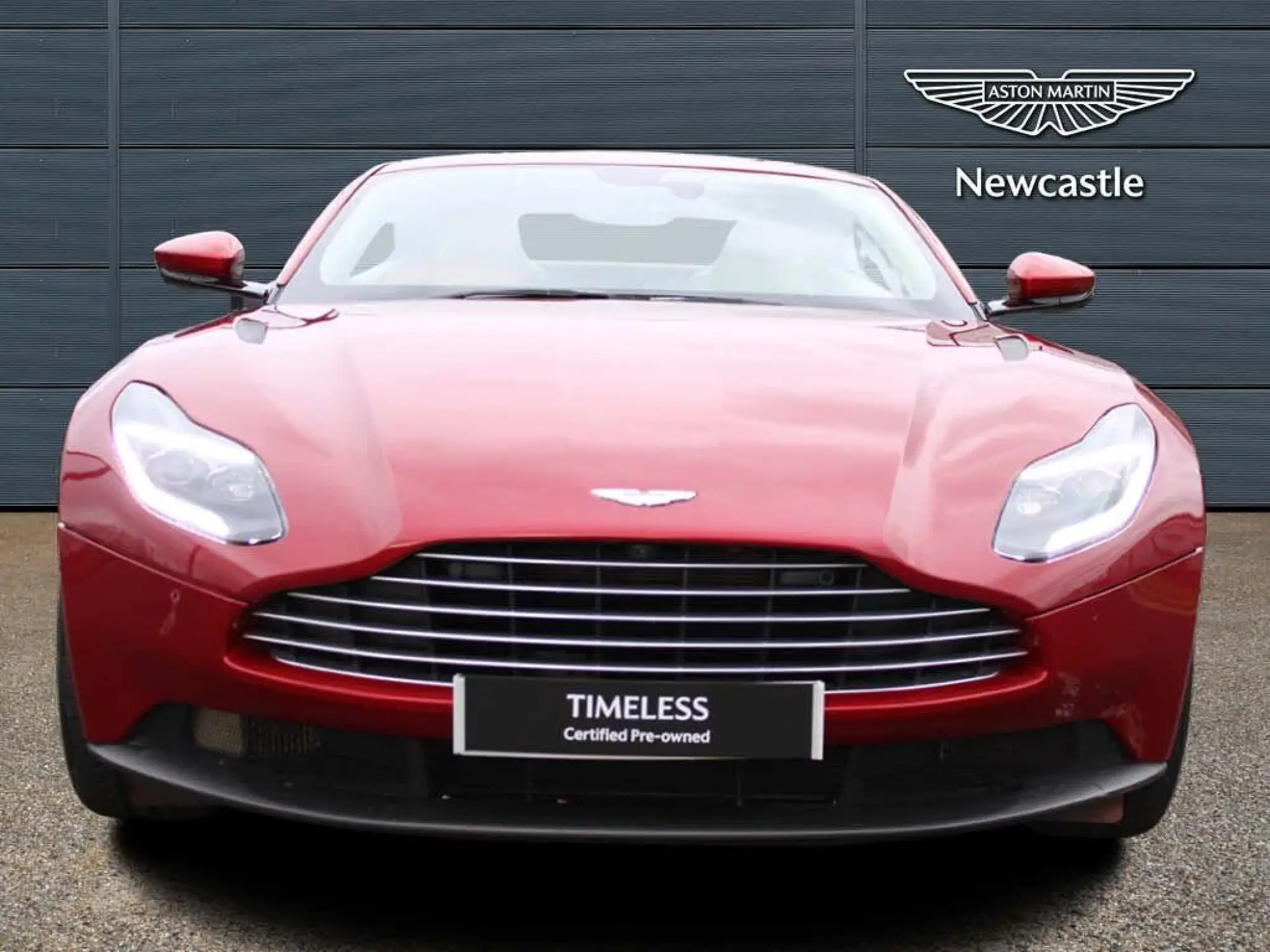 Aston Martin DB11 Image 3