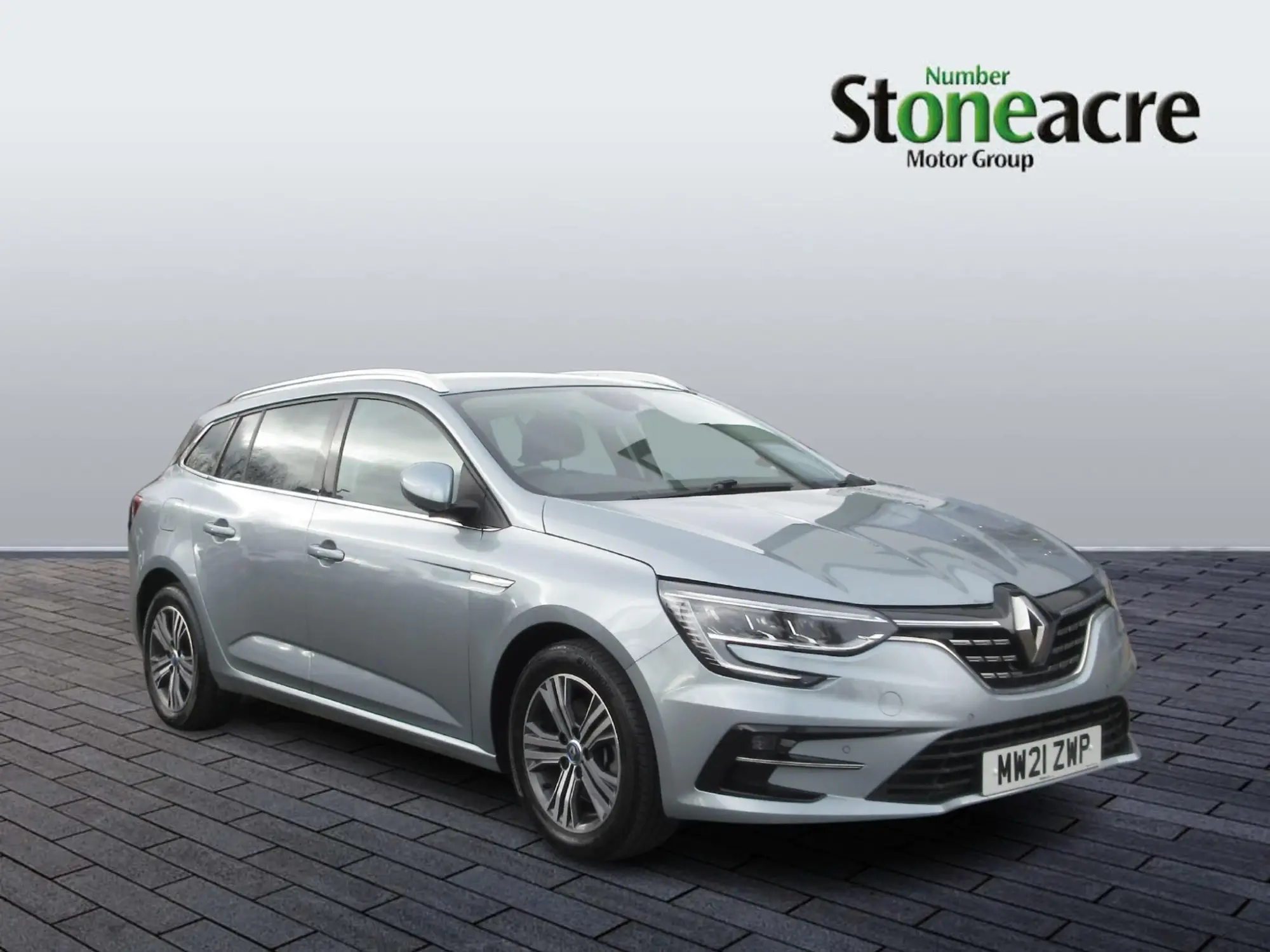 Renault Megane 1.6 E-TECH 9.8kWh Iconic Sport Tourer Auto Euro 6 (s/s) 5dr MW21ZWP Image 1