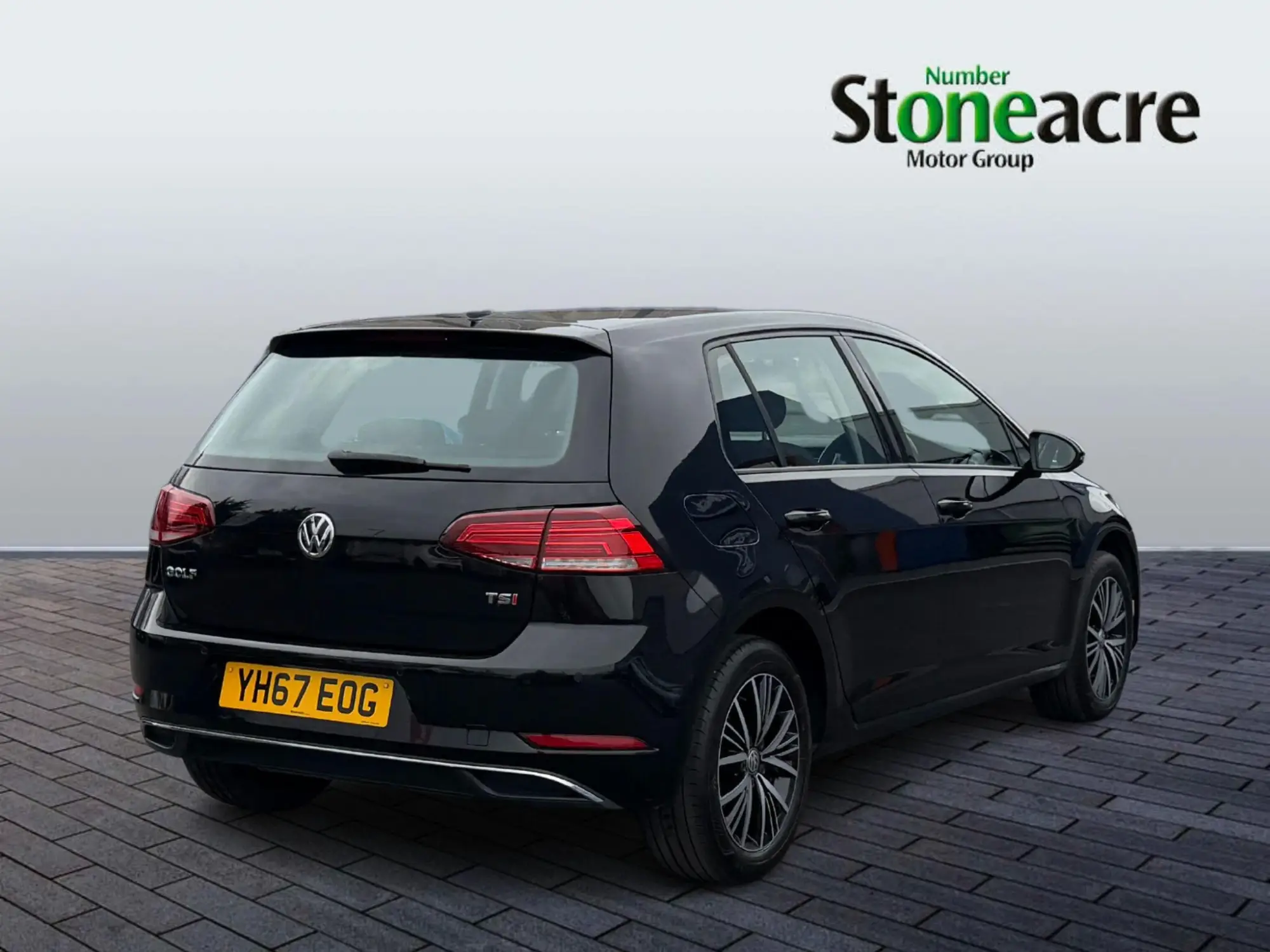 Volkswagen Golf Image 3