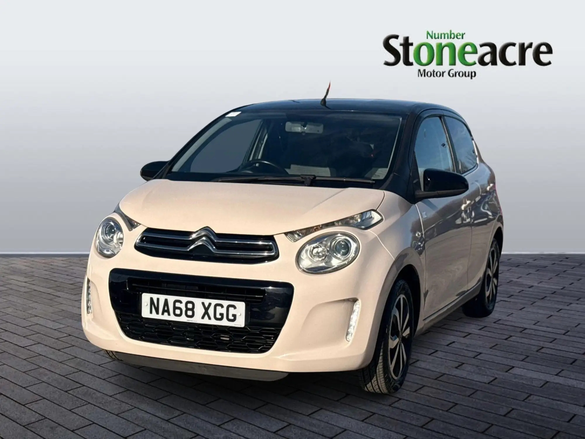 Citroen C1 1.0 VTi ELLE Euro 6 5dr NA68XGG Image 3