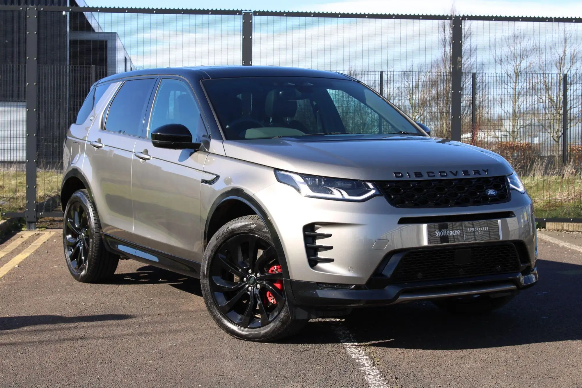 Land Rover Discovery Sport 2.0 D200 MHEV Dynamic SE Auto 4WD Euro 6 (s/s) 5dr PY24JJF Image 1