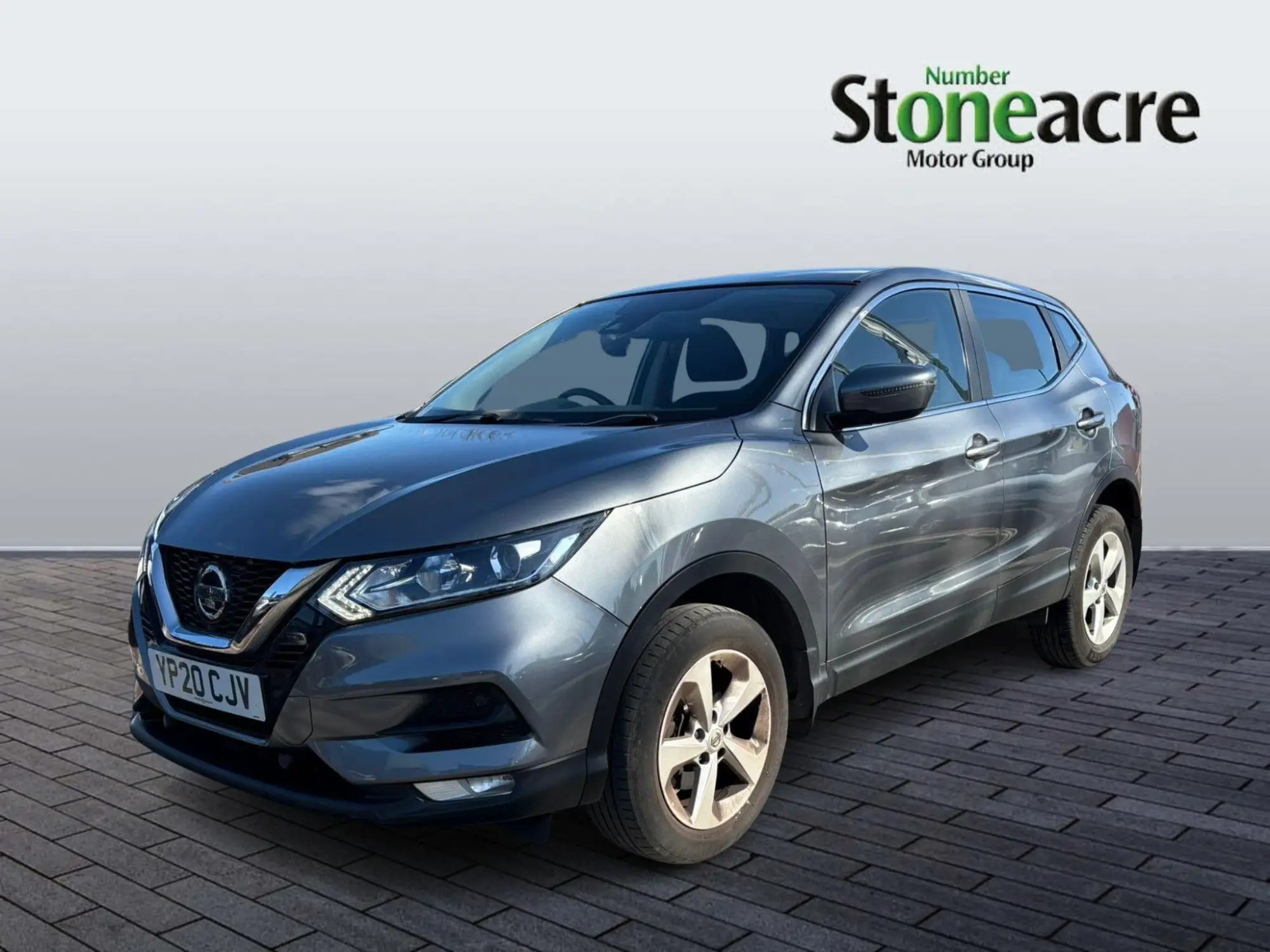Nissan Qashqai 1.3 DiG-T 160 Acenta Premium 5dr YP20CJV Image 3