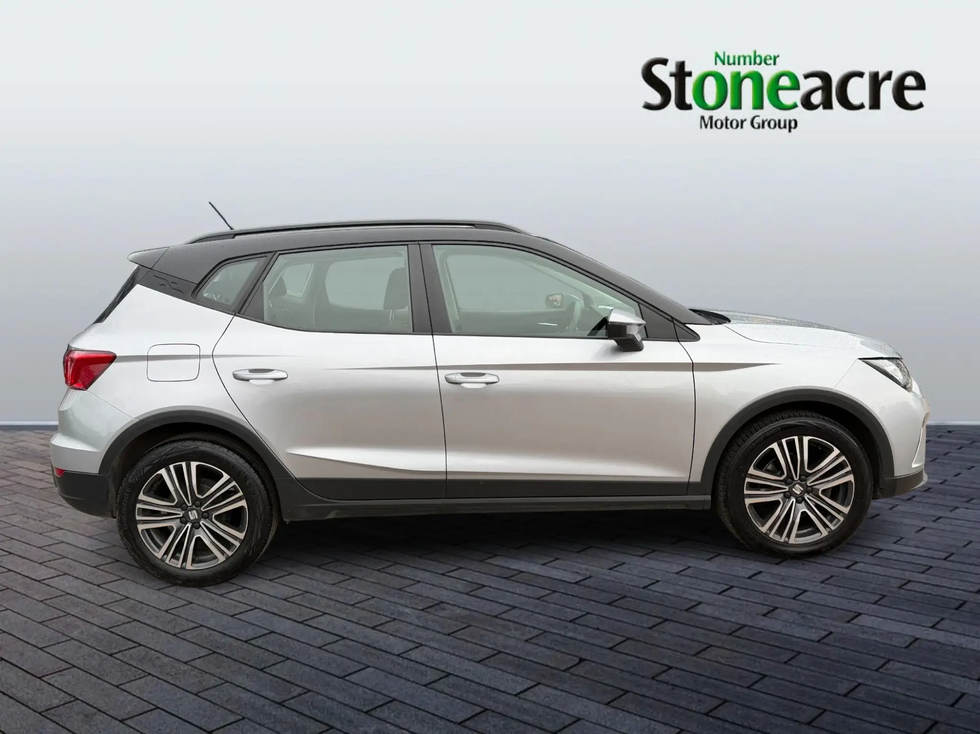 SEAT Arona 1.0 TSI SE Technology 5dr AK23BHW Image 2