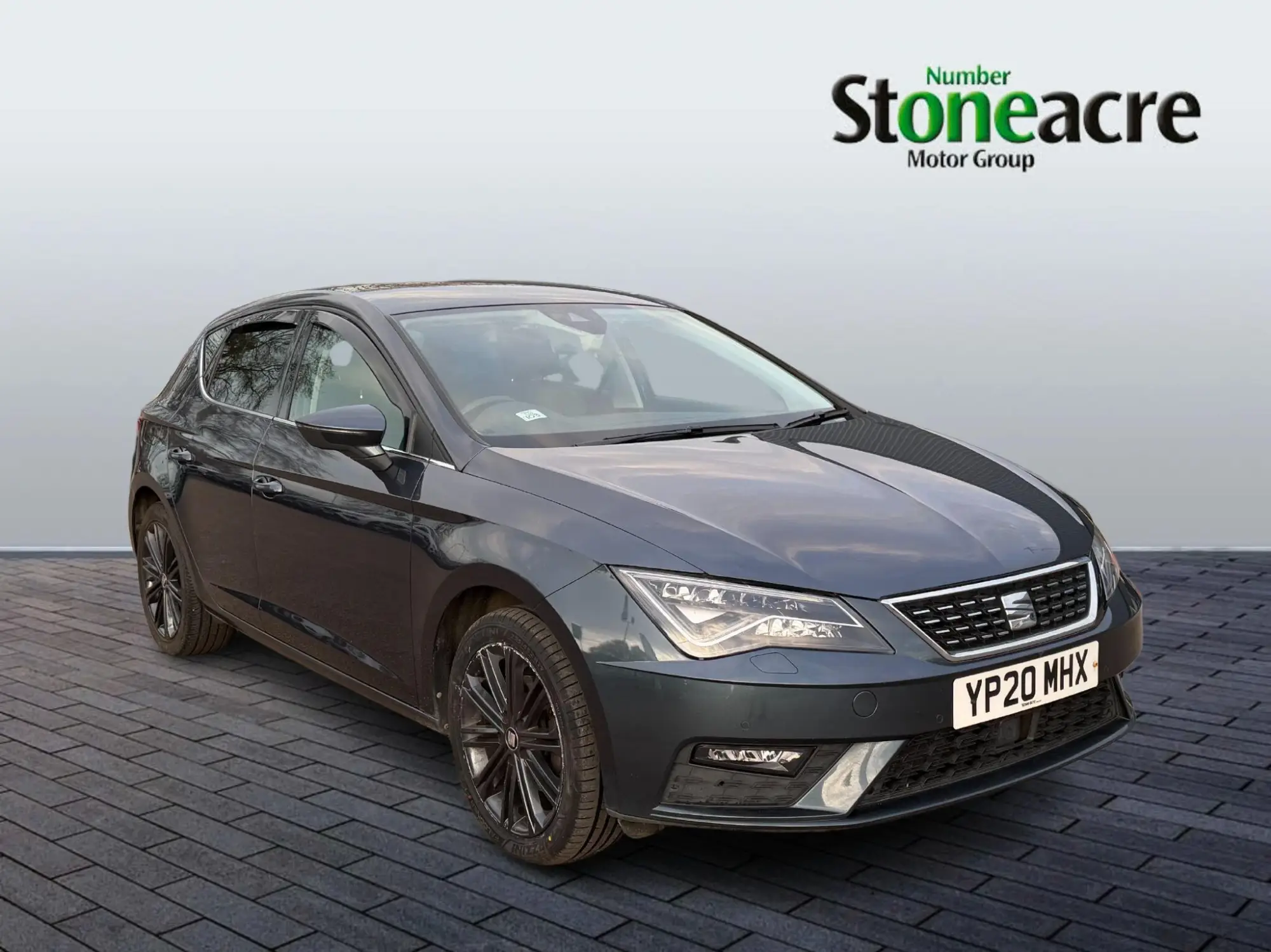 SEAT Leon 2.0 TDI XCELLENCE Lux Euro 6 (s/s) 5dr YP20MHX Image 1