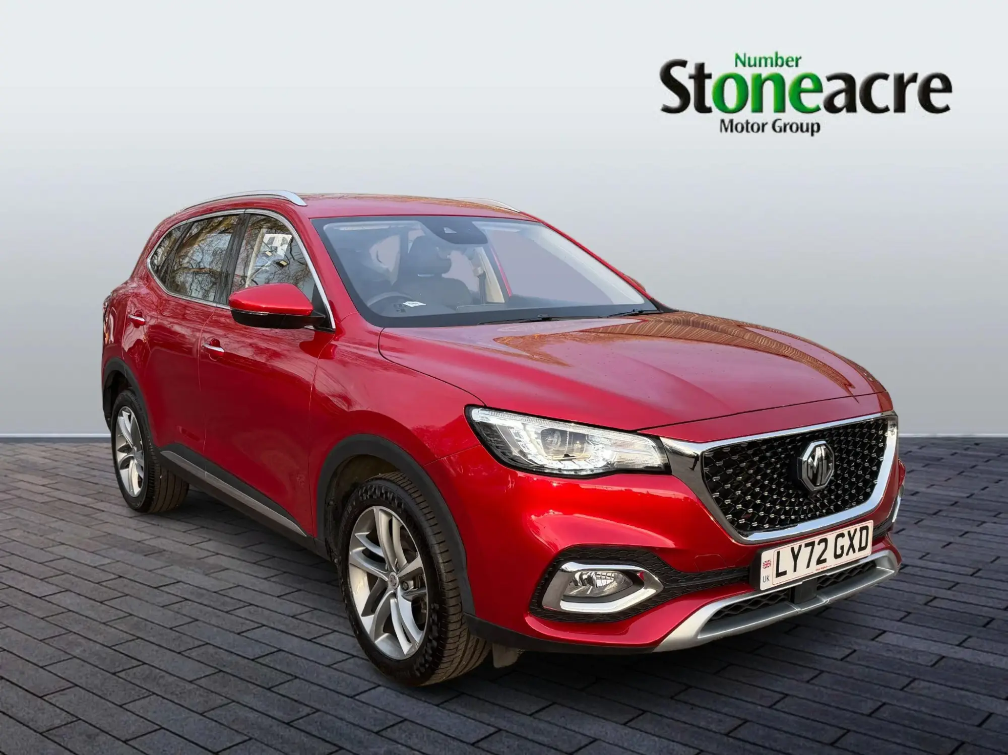 MG HS 1.5 T-GDI Excite 5dr DCT LY72GXD Image 1