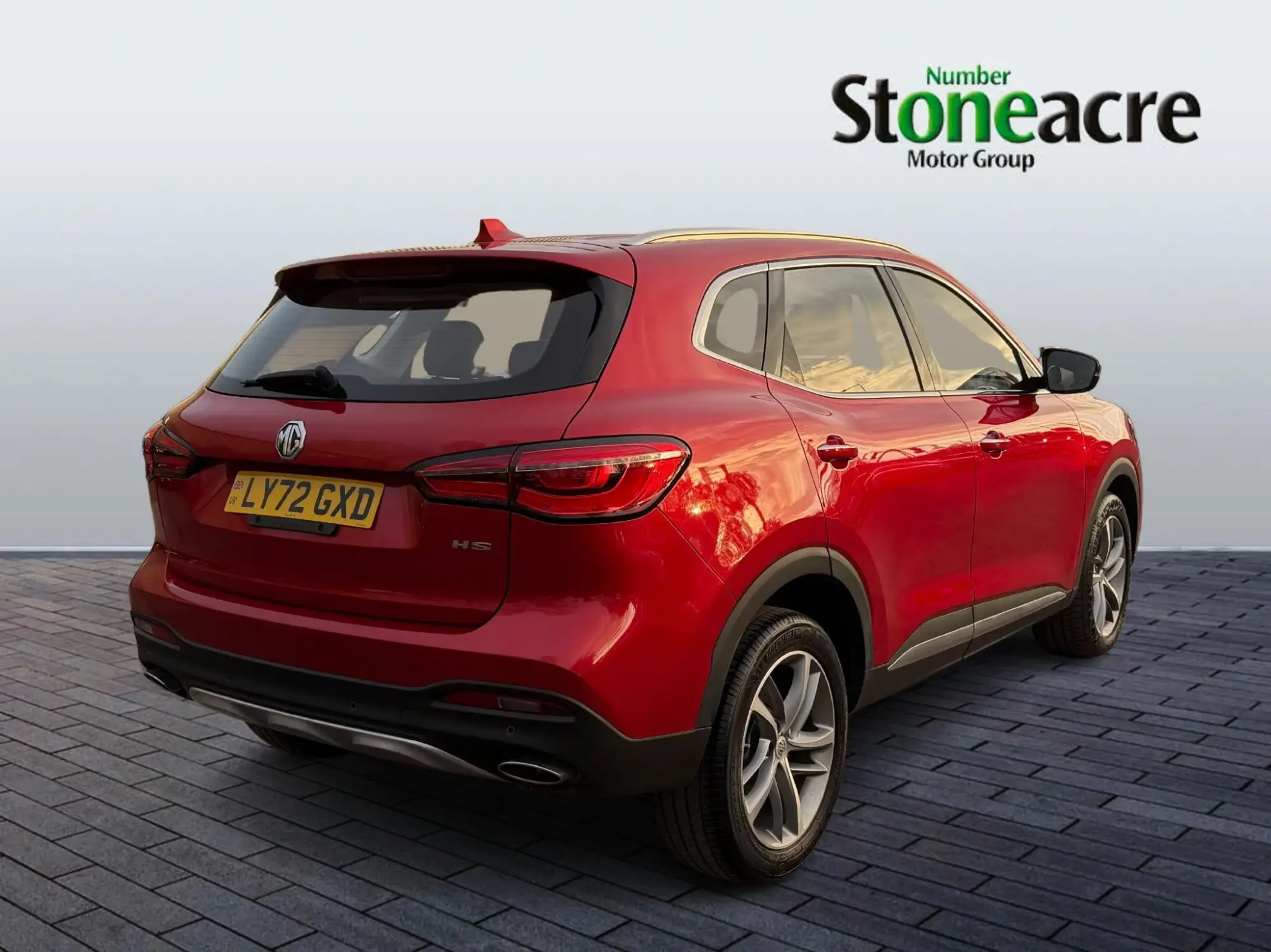 MG HS 1.5 T-GDI Excite 5dr DCT LY72GXD Image 3