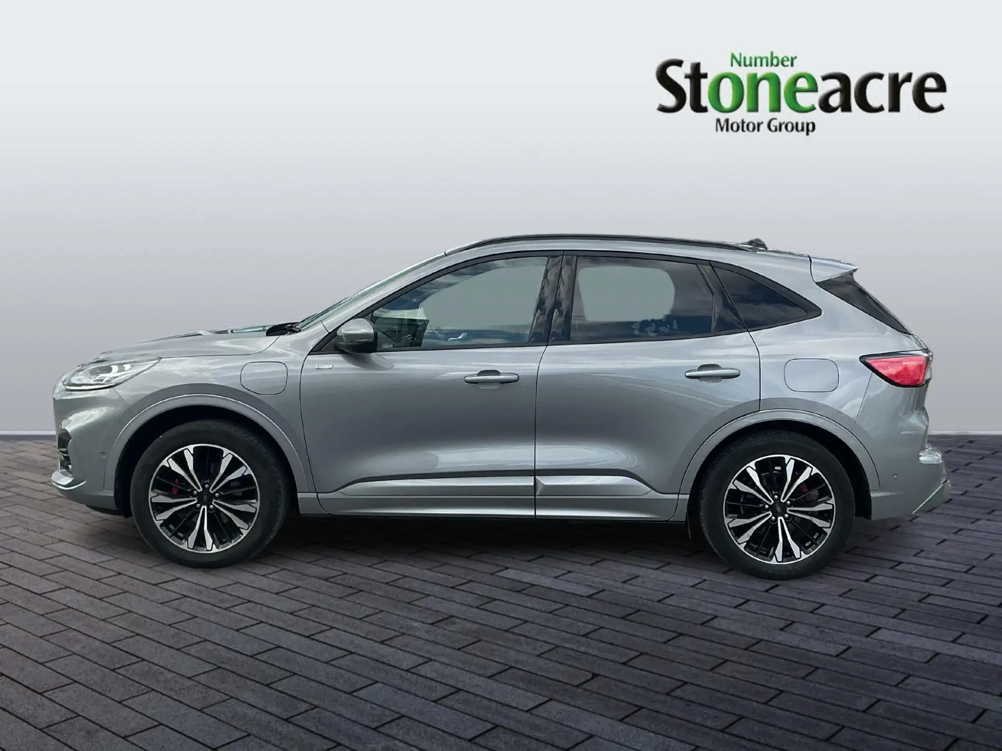 Ford Kuga Plug-In Hybrid Image 8 Ford Kuga Plug-In Hybrid Image 8