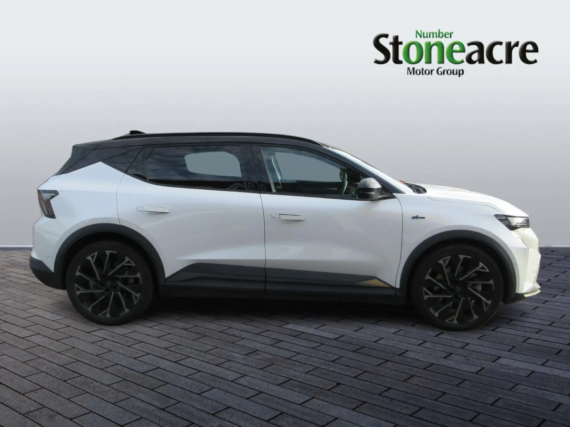 Renault Scenic E-TECH Image 2