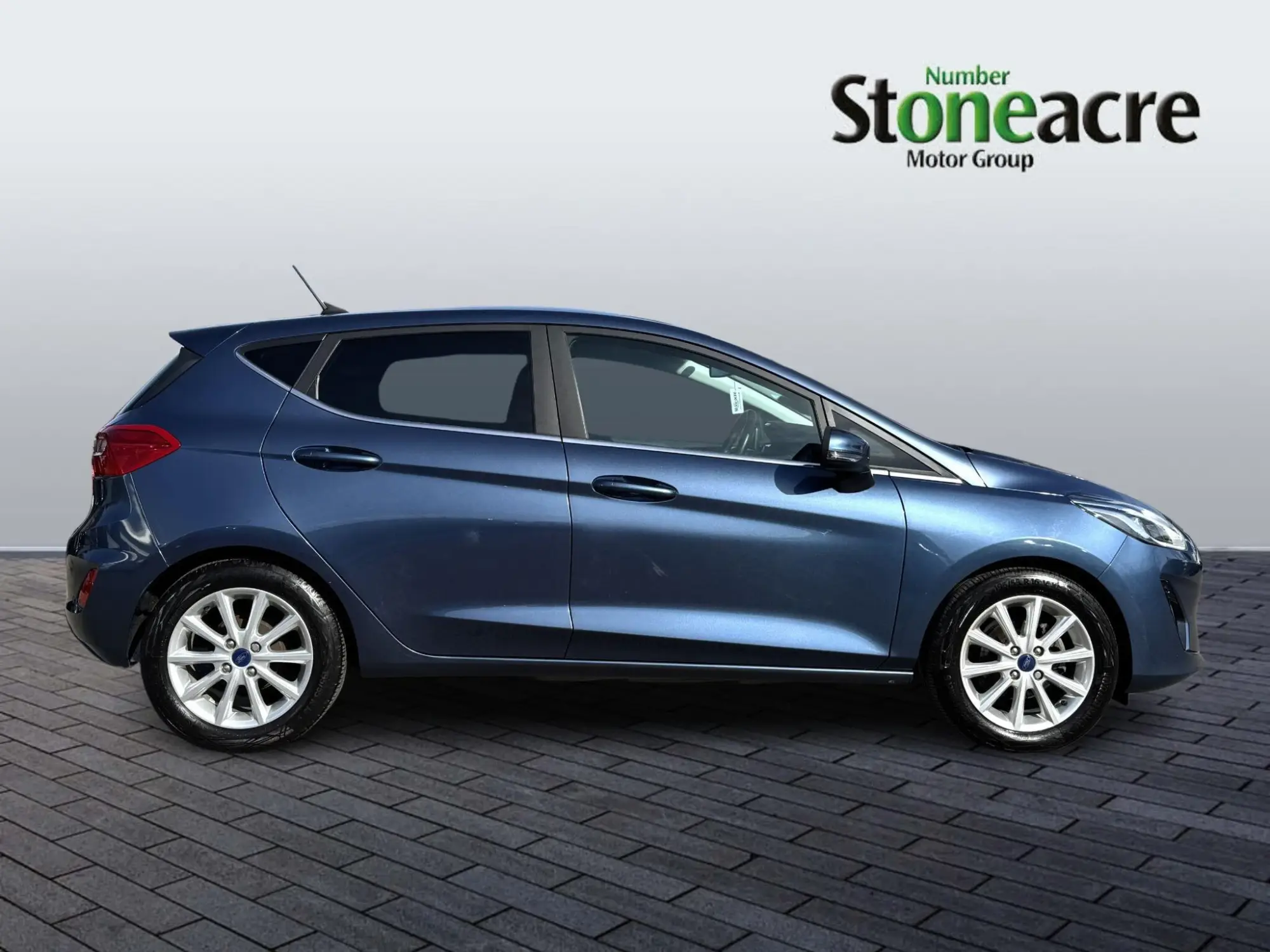 Ford Fiesta 1.0 EcoBoost Hybrid mHEV 125 Titanium 5dr YM21XNG Image 2