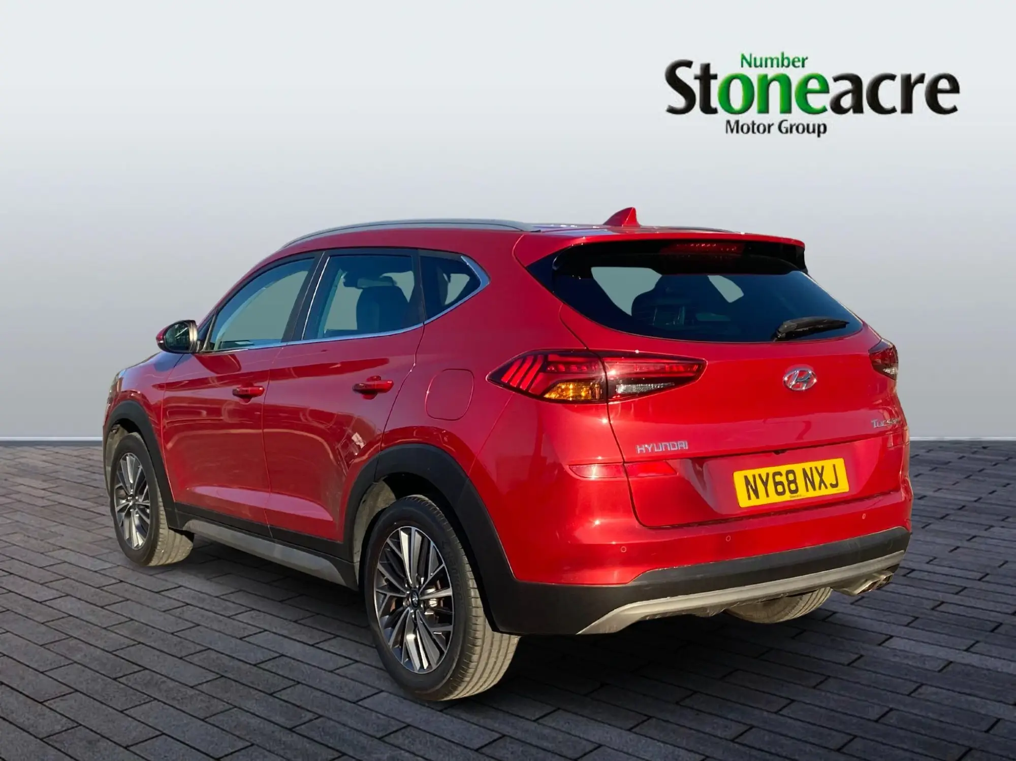Hyundai TUCSON 1.6 T-GDi Premium DCT Euro 6 (s/s) 5dr NY68NXJ Image 3