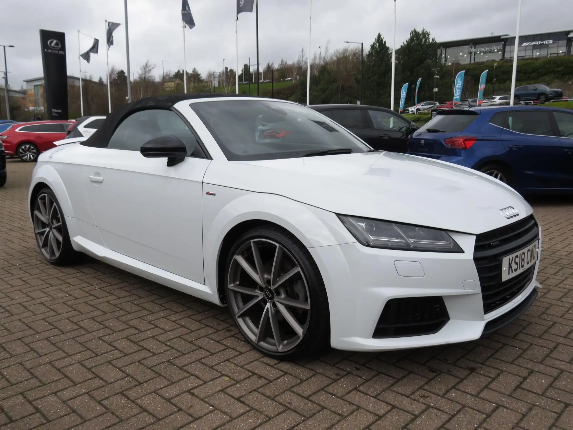 Audi TT 2.0 TFSI Black Edition Roadster S Tronic quattro Euro 6 (s/s) 2dr KS18CWD Image 1