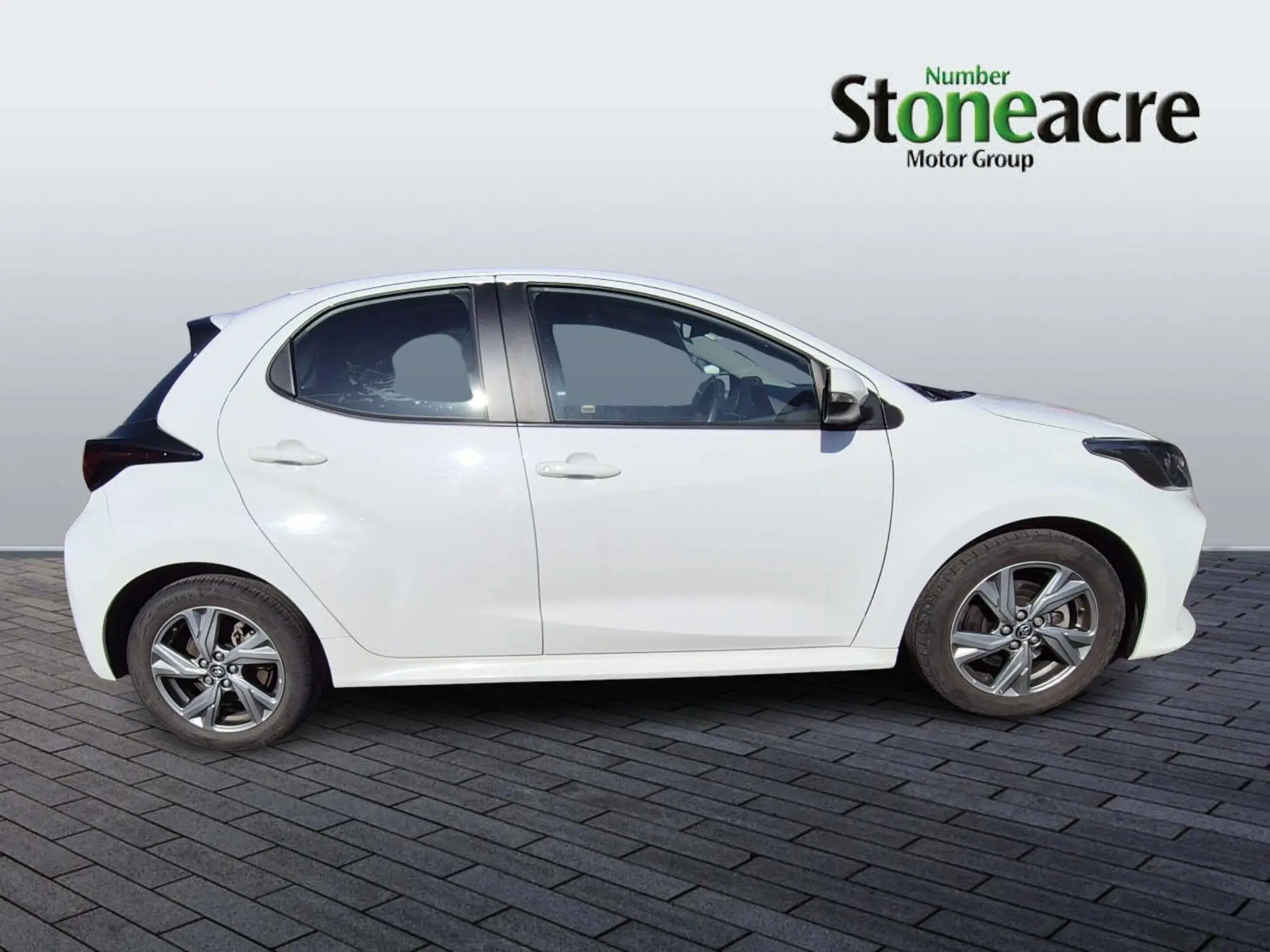 Toyota Yaris Image 3