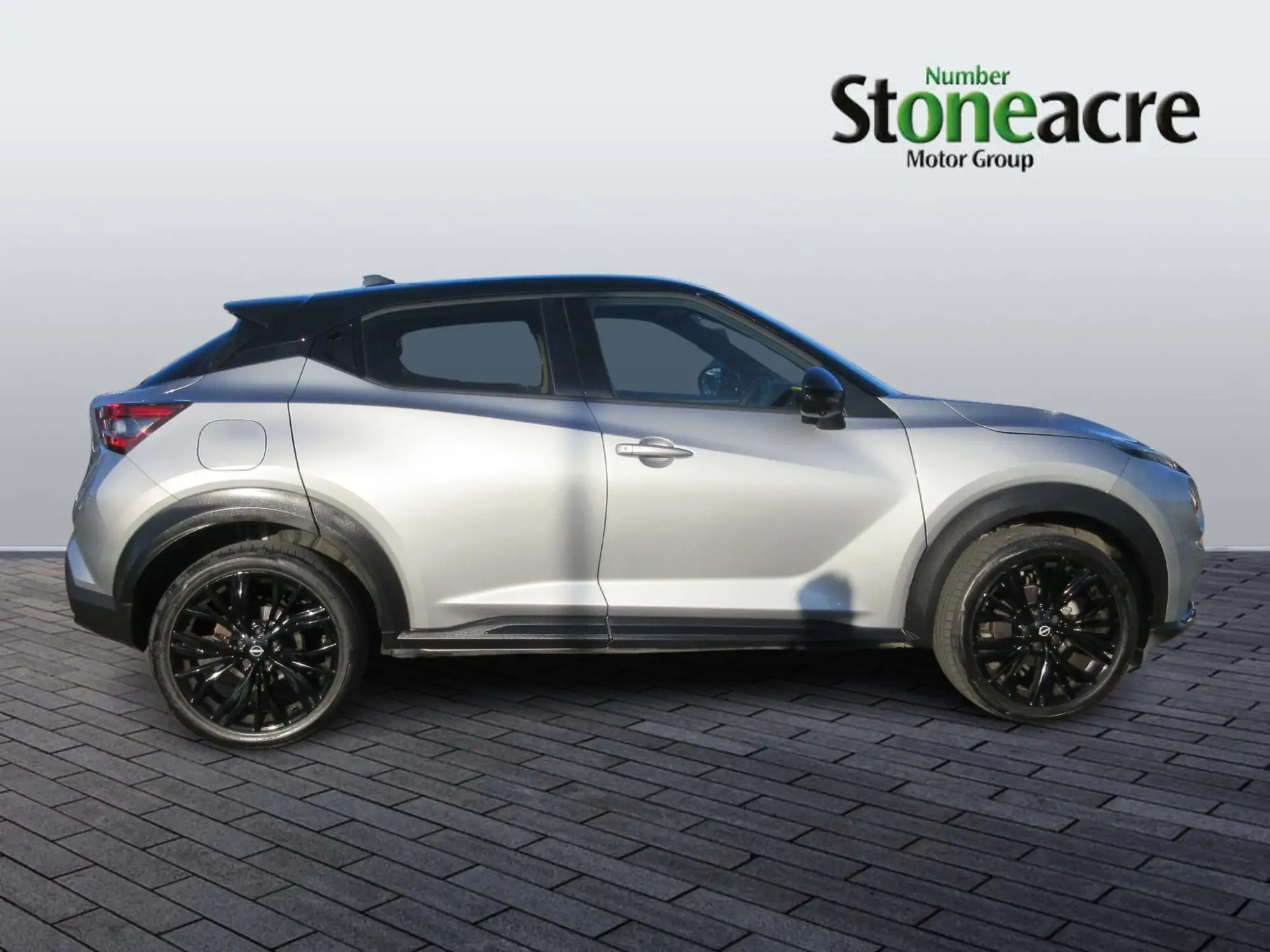 Nissan Juke 1.0 DIG-T N-Sport DCT Auto Euro 6 (s/s) 5dr FV25OSG Image 2