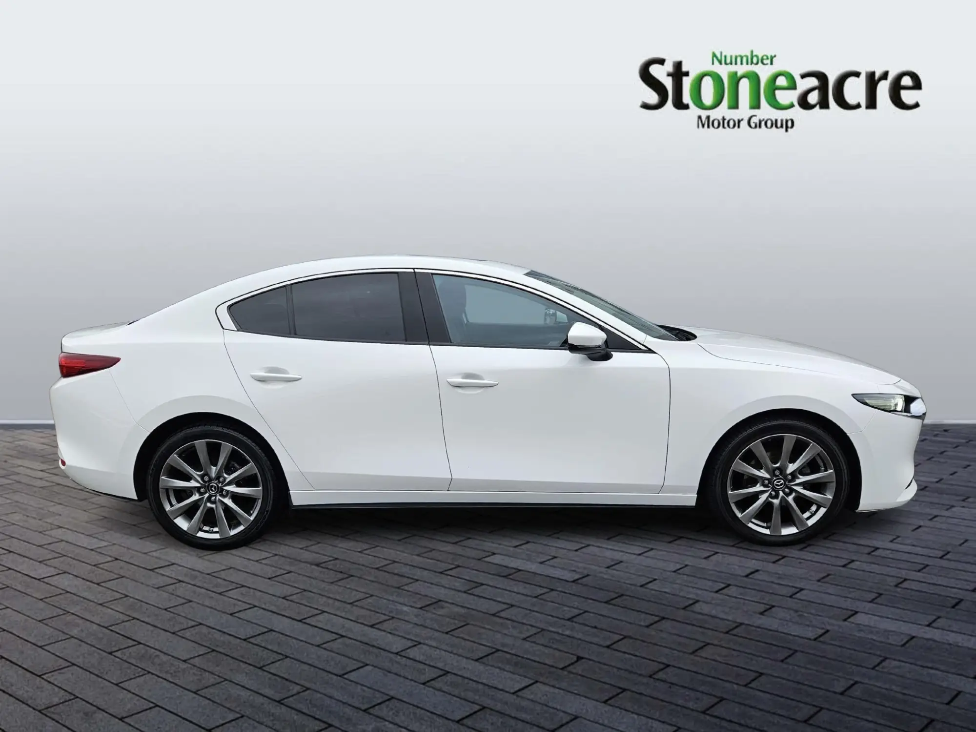 Mazda 3 2.0 e-SKYACTIV X MHEV Exclusive-Line Euro 6 (s/s) 4dr NL24TXO Image 2