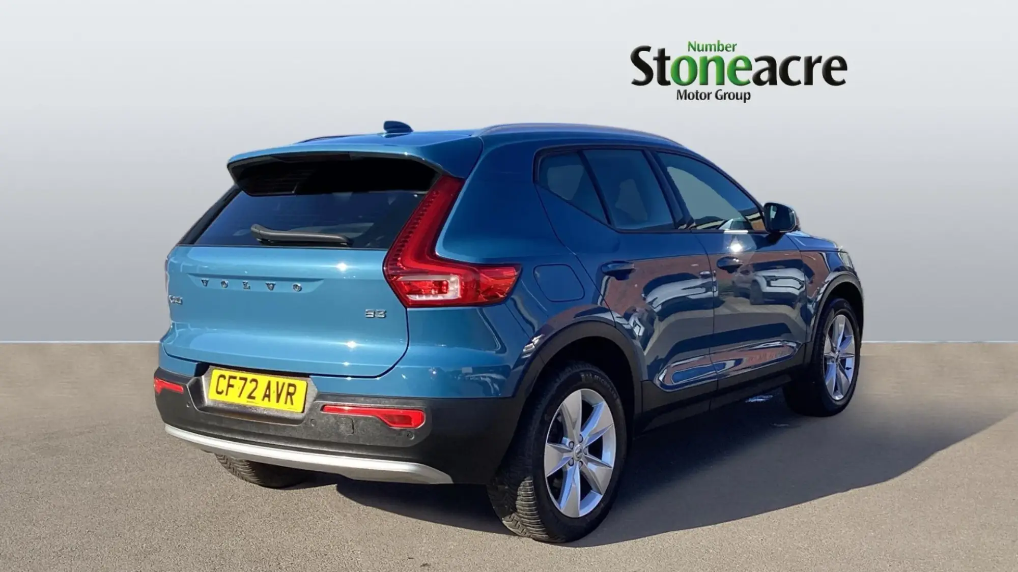 Volvo XC40 Core B3 (163 hp) Auto CF72AVR Image 2