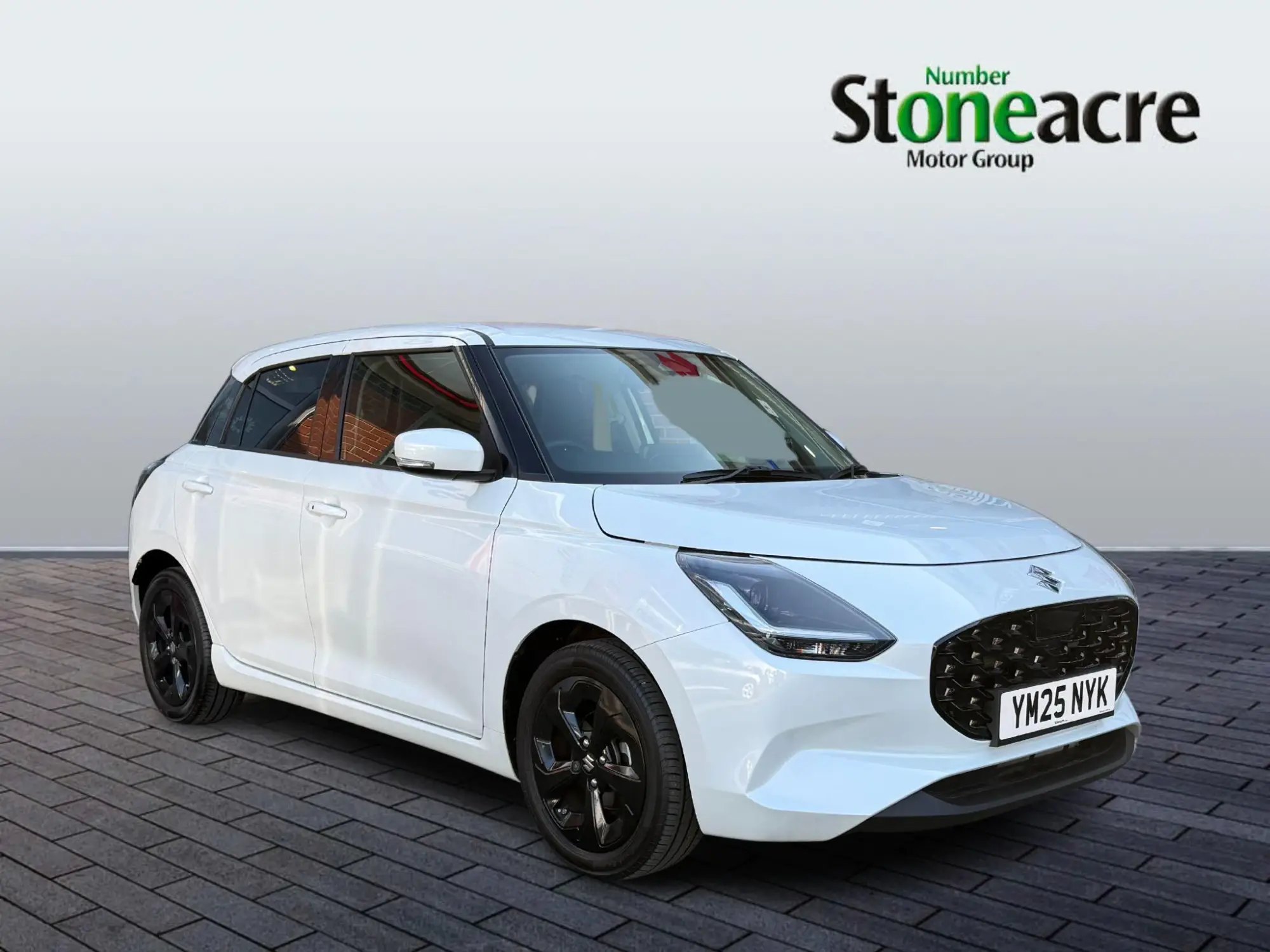 Suzuki Swift Image 1