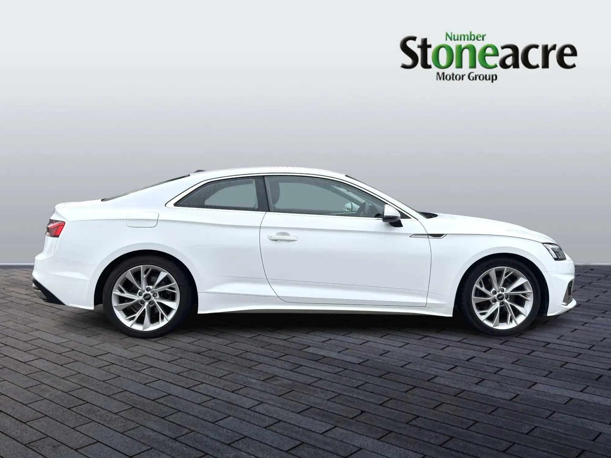 Audi A5 2.0 TFSI 35 Sport S Tronic Euro 6 (s/s) 2dr WO72FJP Image 2