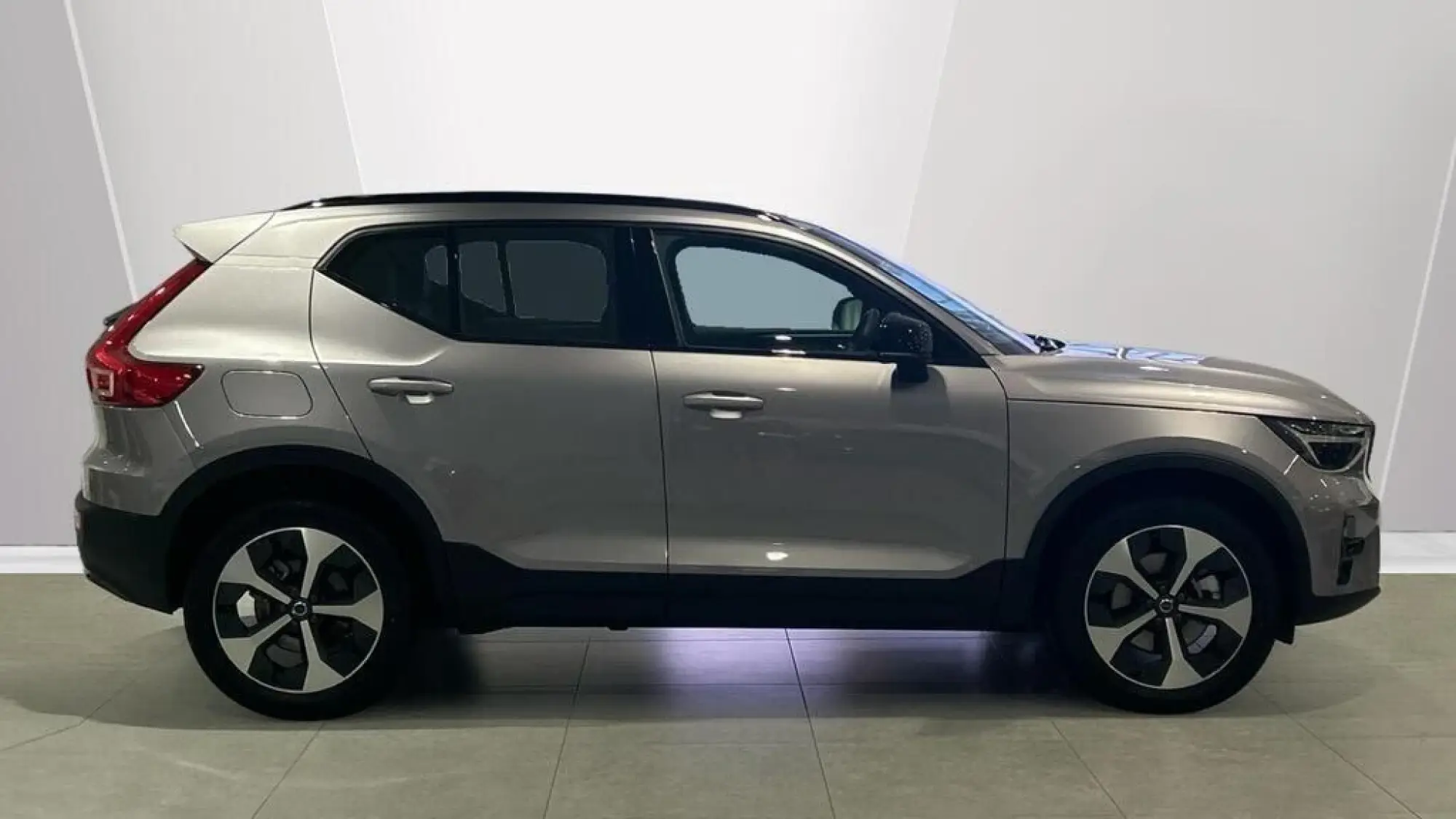 Volvo XC40 Image 3