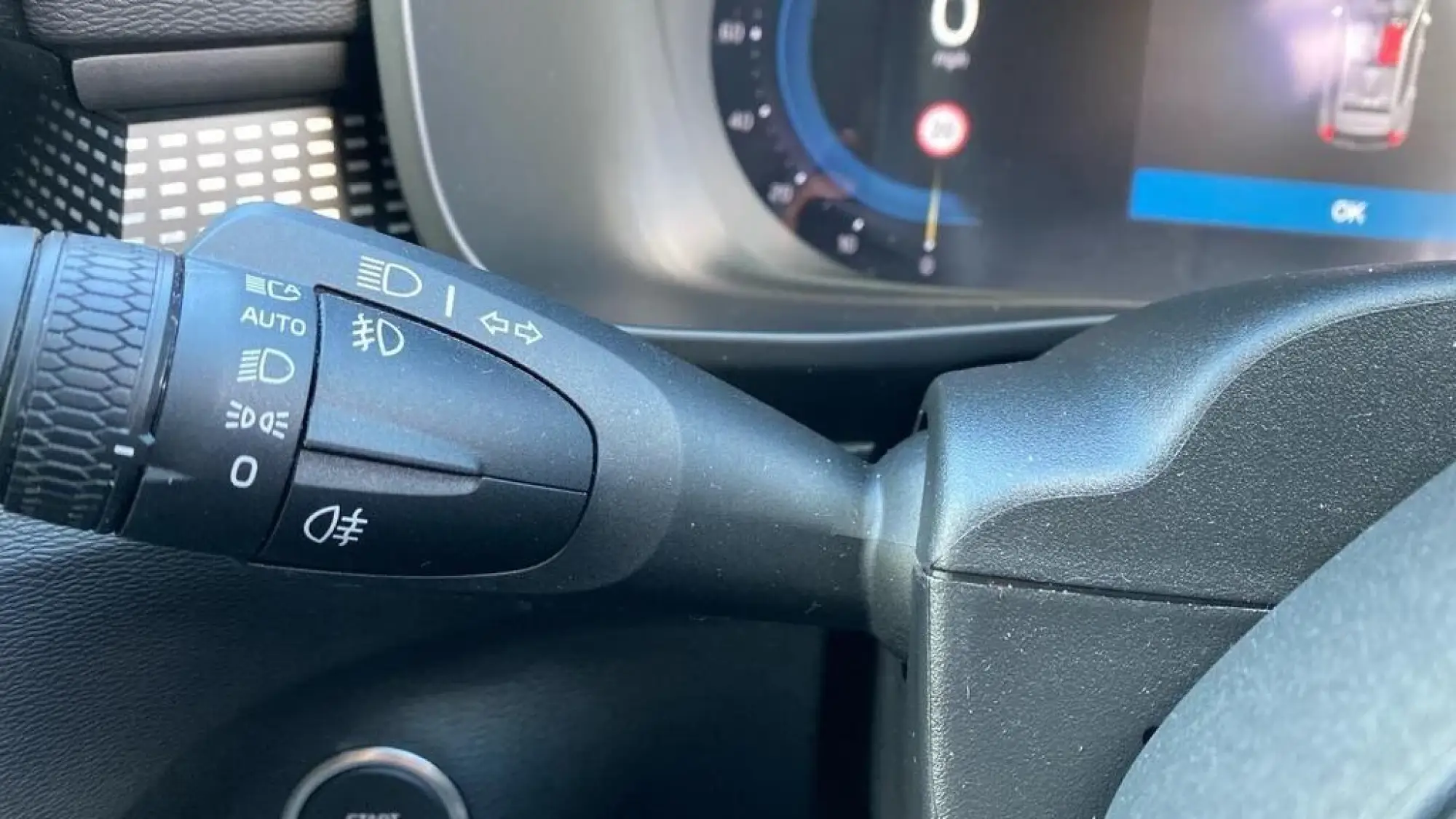 Volvo XC40 Image 15