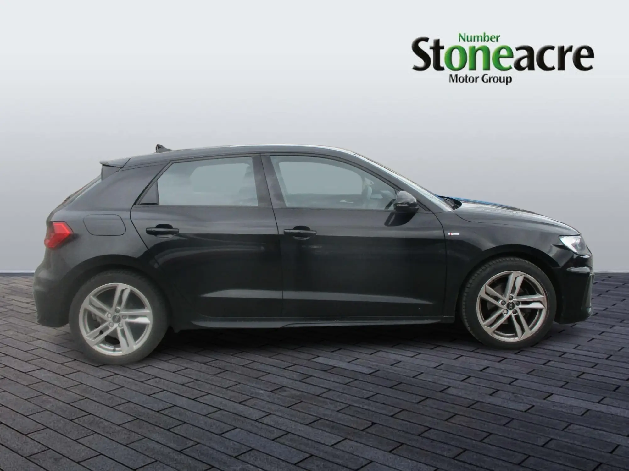 Audi A1 1.0 TFSI 30 S line Sportback Euro 6 (s/s) 5dr N200SNW Image 2