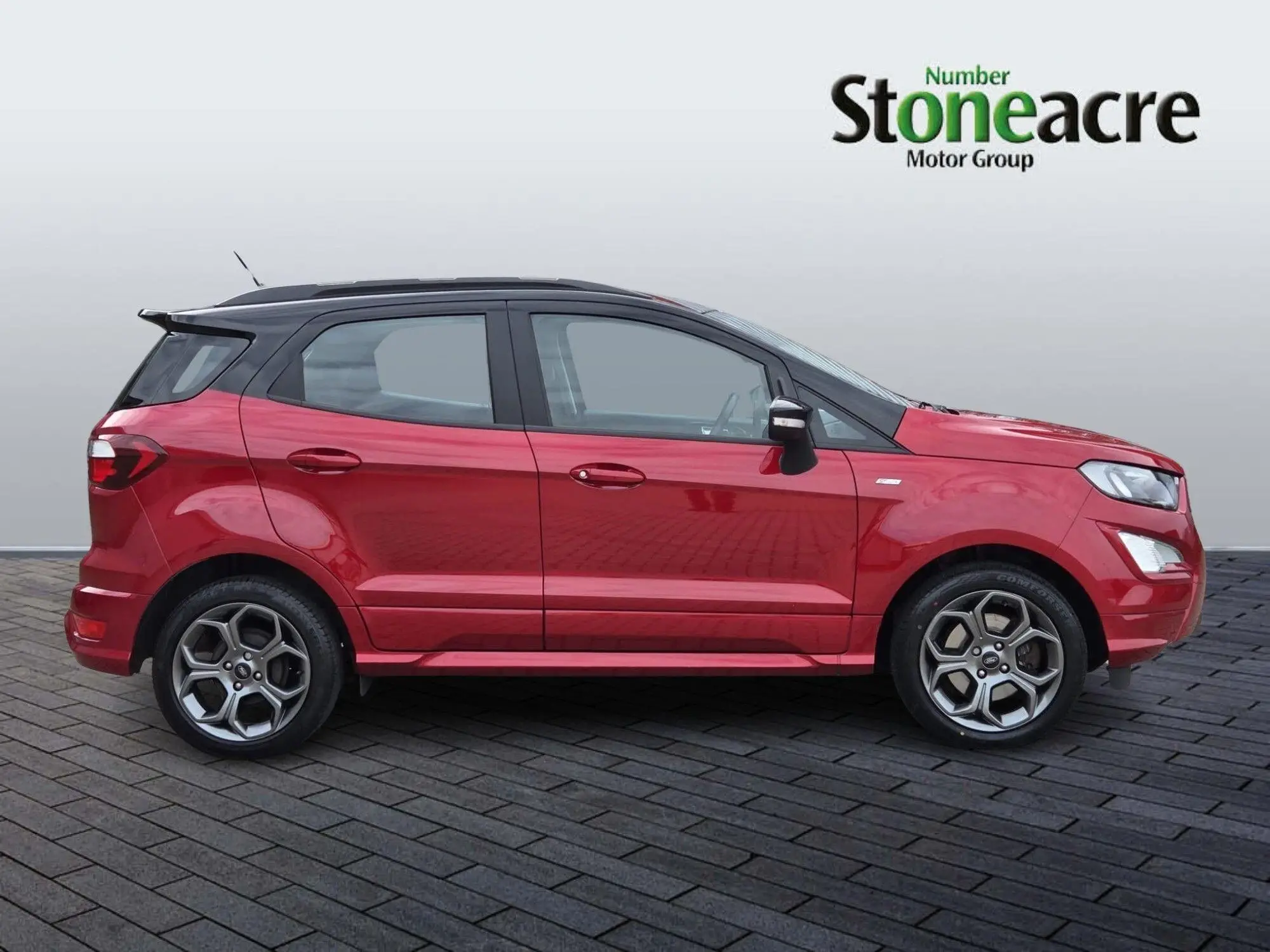 Ford EcoSport 1.0T EcoBoost ST-Line Euro 6 (s/s) 5dr CP72VGA Image 2