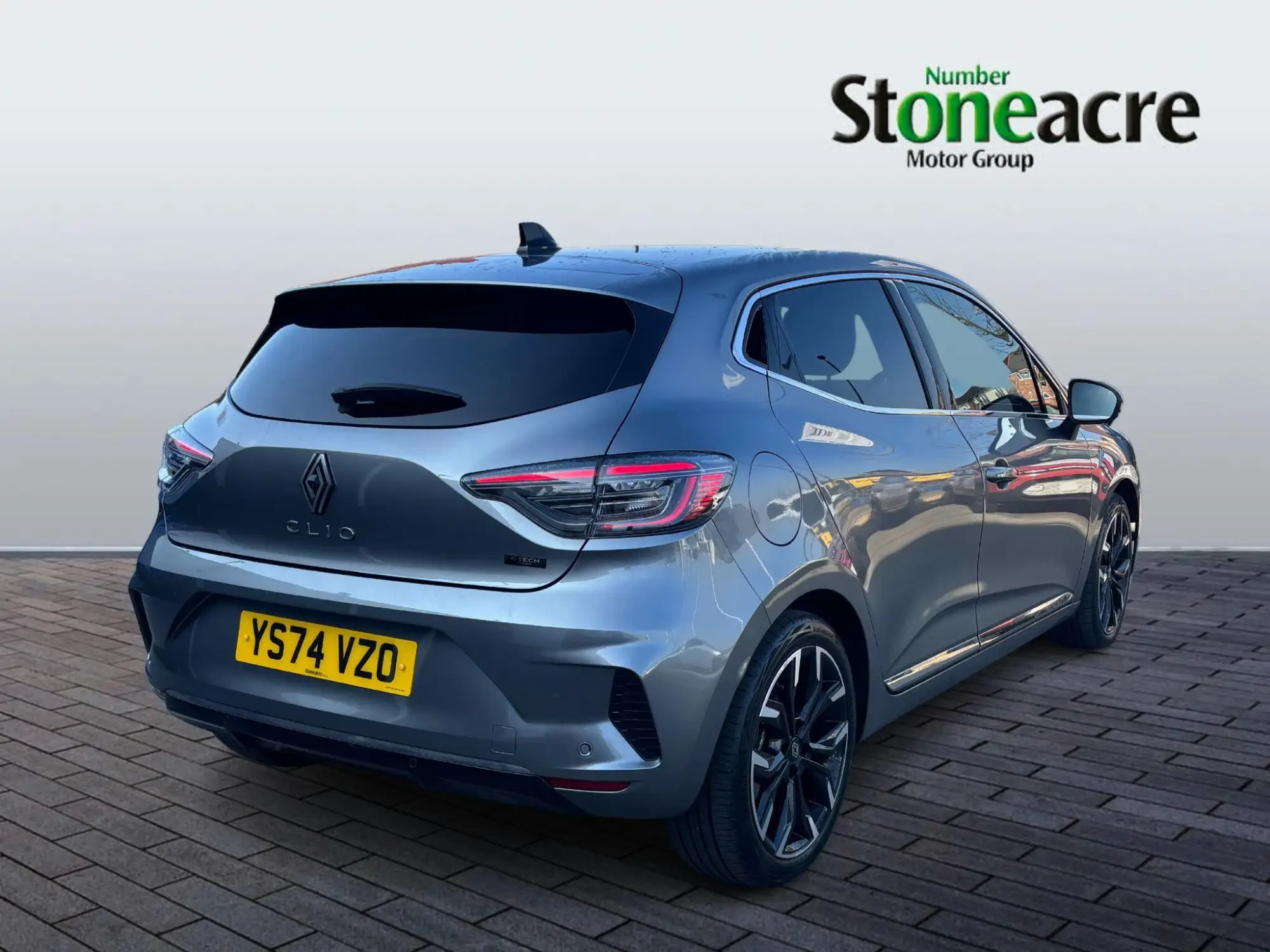 Renault Clio E-Tech Image 3