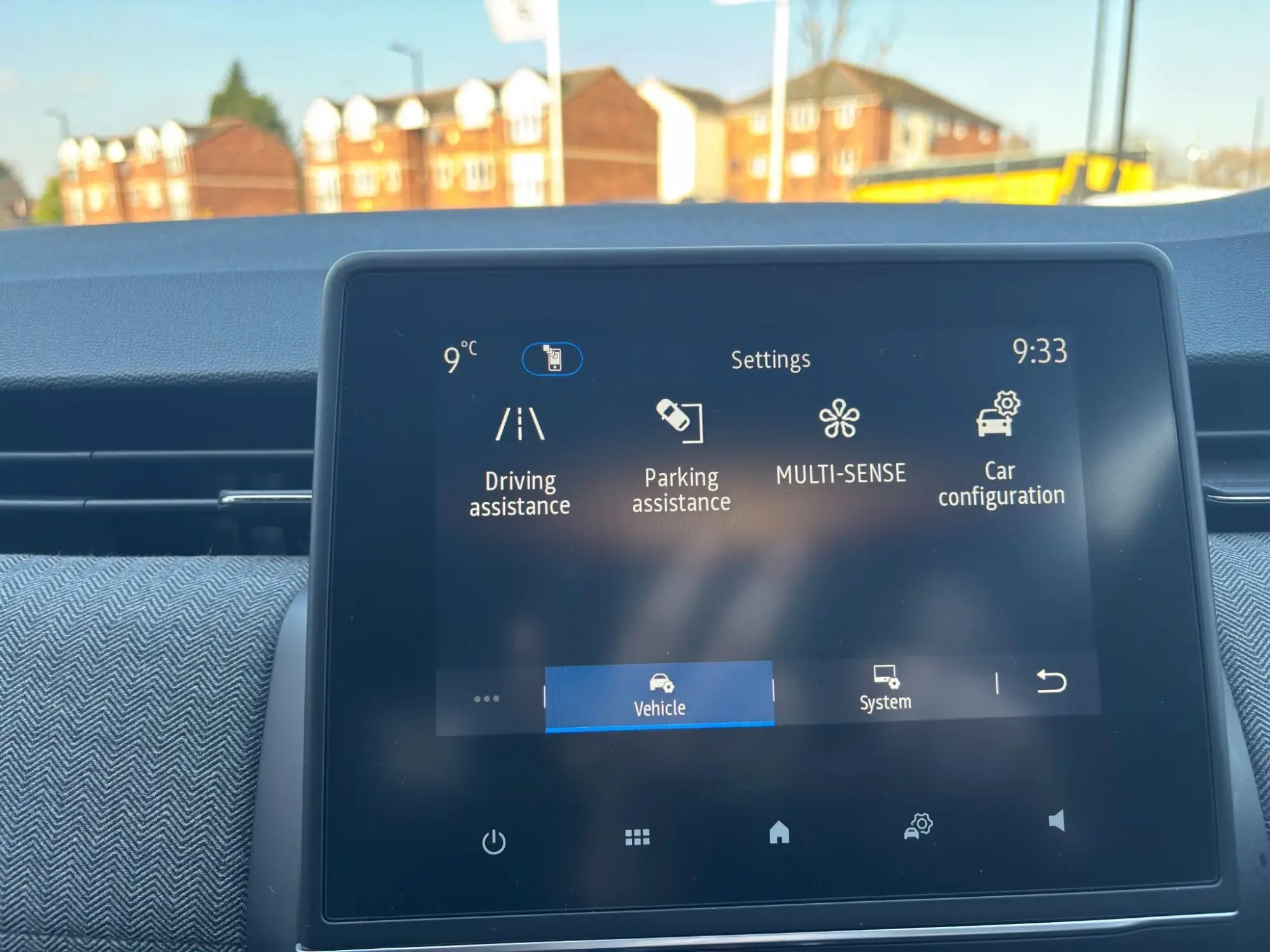 Renault Clio E-Tech Image 34