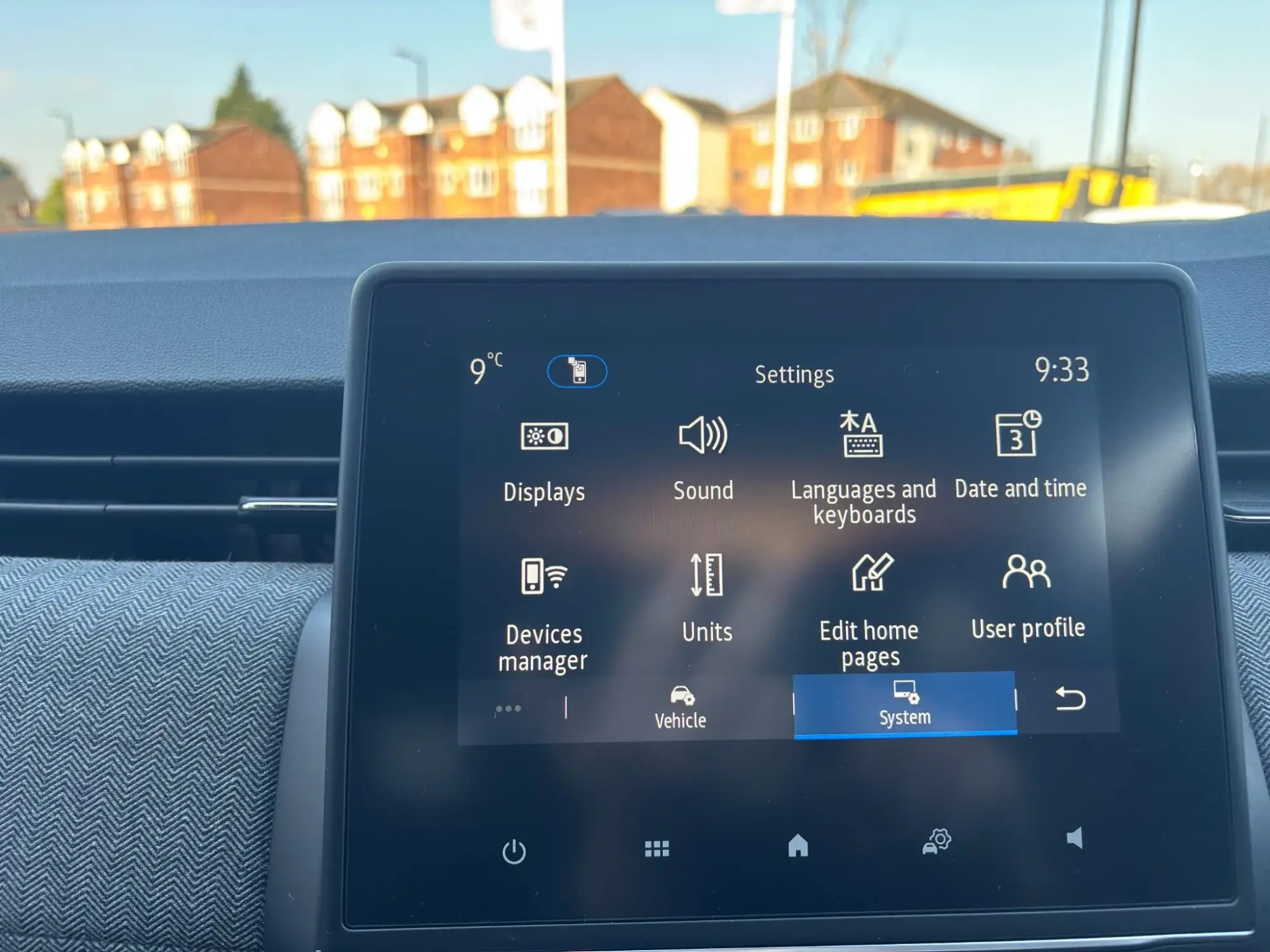 Renault Clio E-Tech Image 35