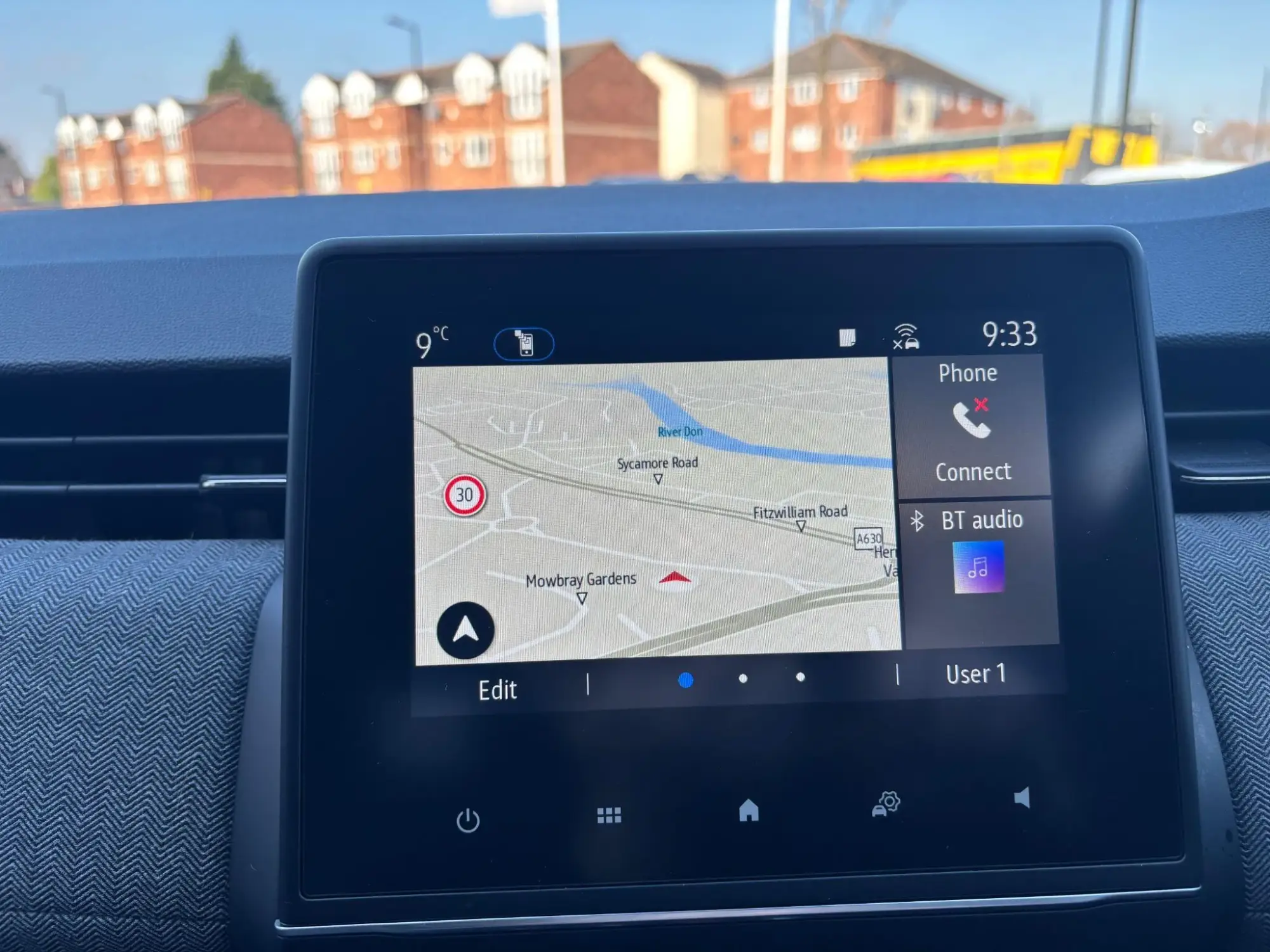 Renault Clio E-Tech Image 36