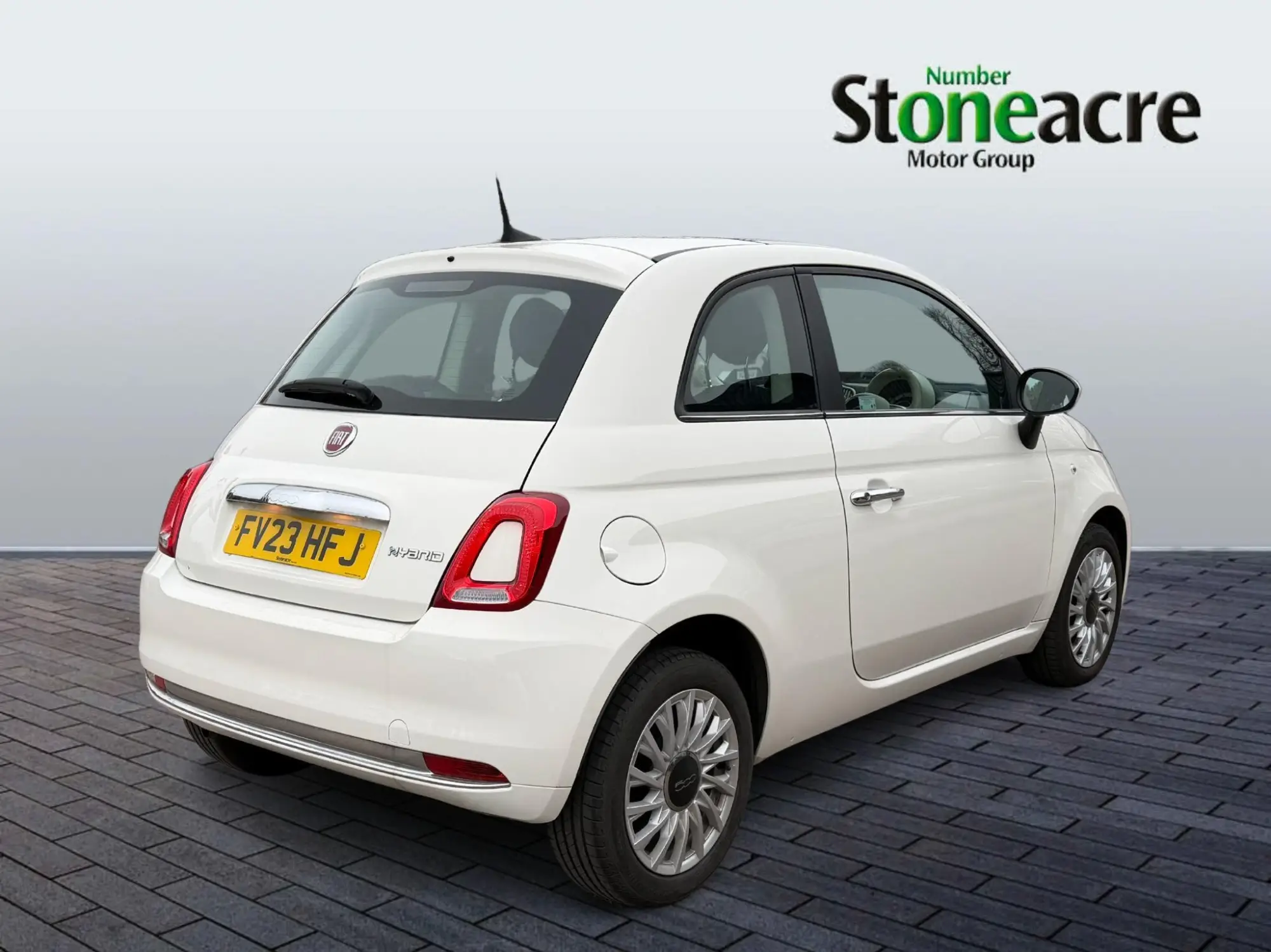 Fiat 500 Hybrid 500 1.0 70hp Mild Hybrid FV23HFJ Image 3