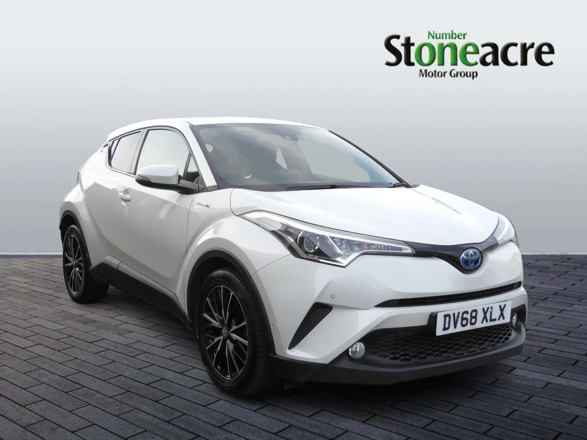 Toyota C-HR Self-Charging Hybrid 1.8 VVT-h Excel CVT Euro 6 (s/s) 5dr DV68XLX Image 1