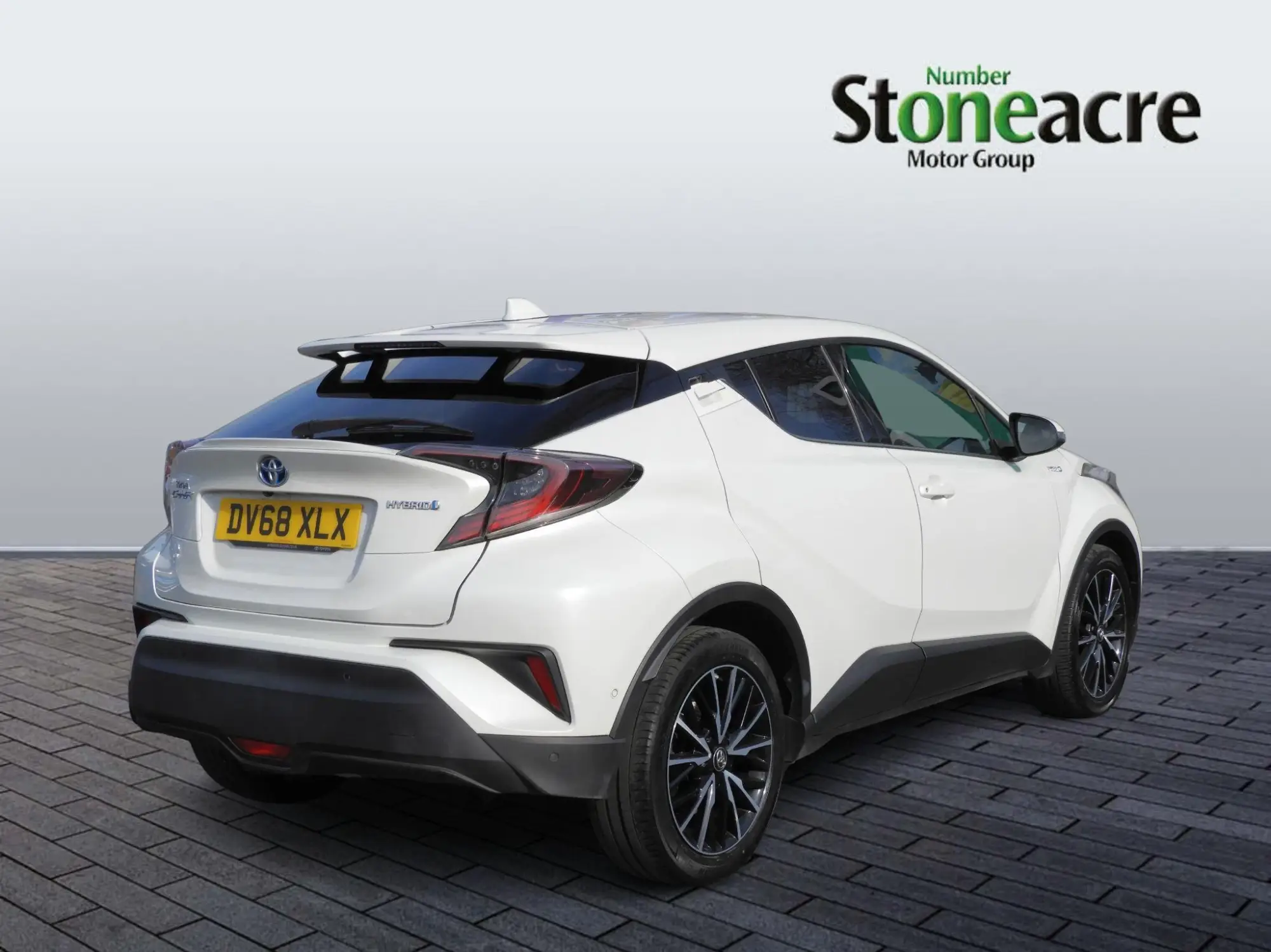 Toyota C-HR Self-Charging Hybrid 1.8 VVT-h Excel CVT Euro 6 (s/s) 5dr DV68XLX Image 3