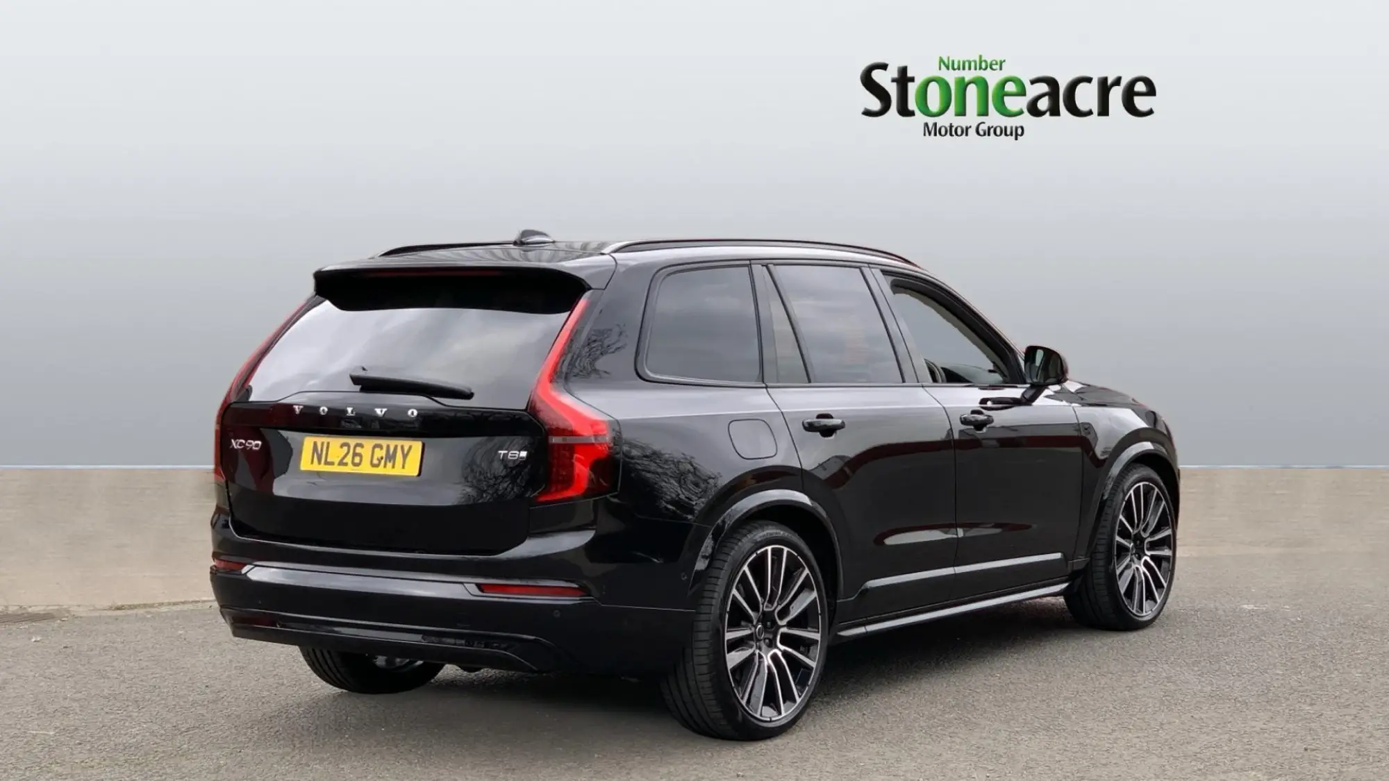Volvo XC90 Image 2