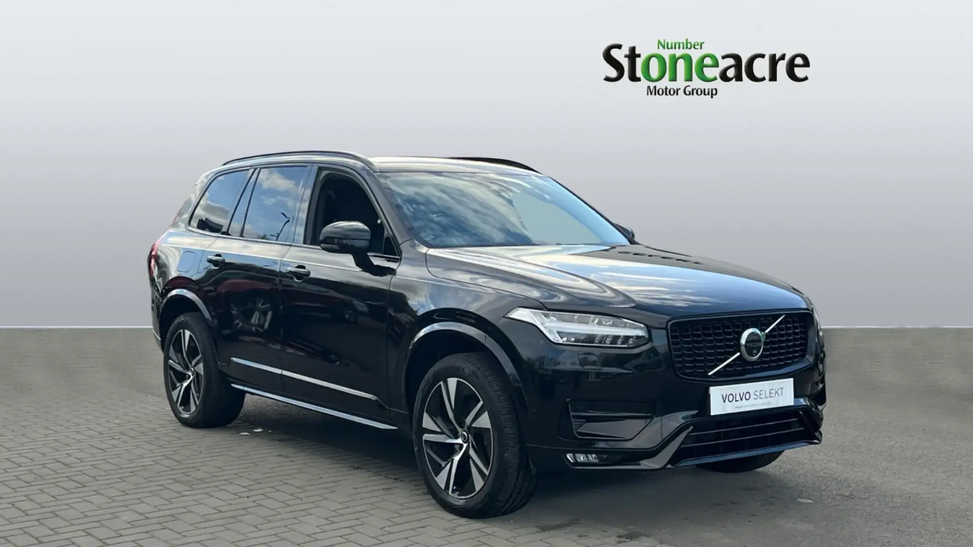 Volvo XC90 Plus (Dark) B5 AWD mild hybrid NU24KHT Image 1
