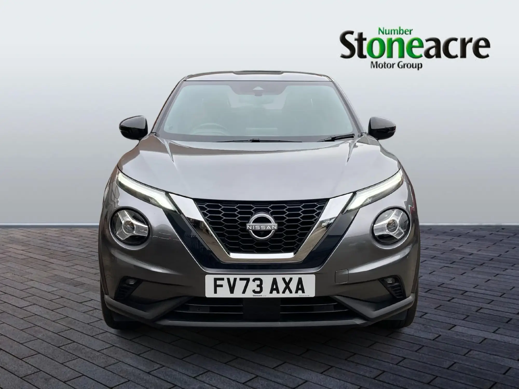 Nissan Juke 1.0 DiG-T 114 Tekna 5dr FV73AXA Image 2