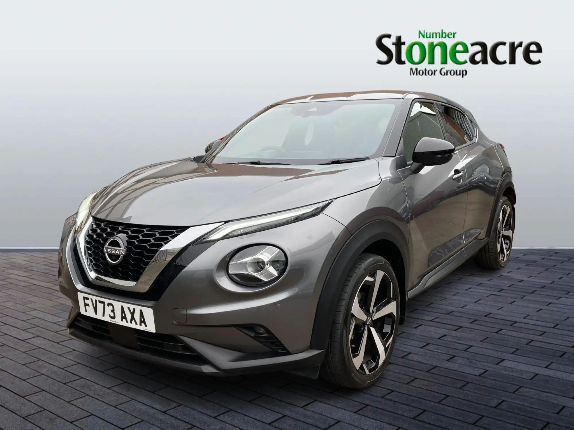 Nissan Juke 1.0 DiG-T 114 Tekna 5dr FV73AXA Image 3