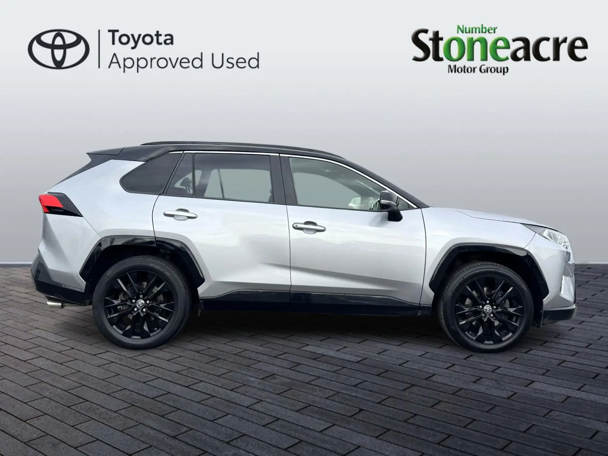 Toyota RAV4 2.5 VVT-i Hybrid Dynamic 5dr CVT GU21CYW Image 2