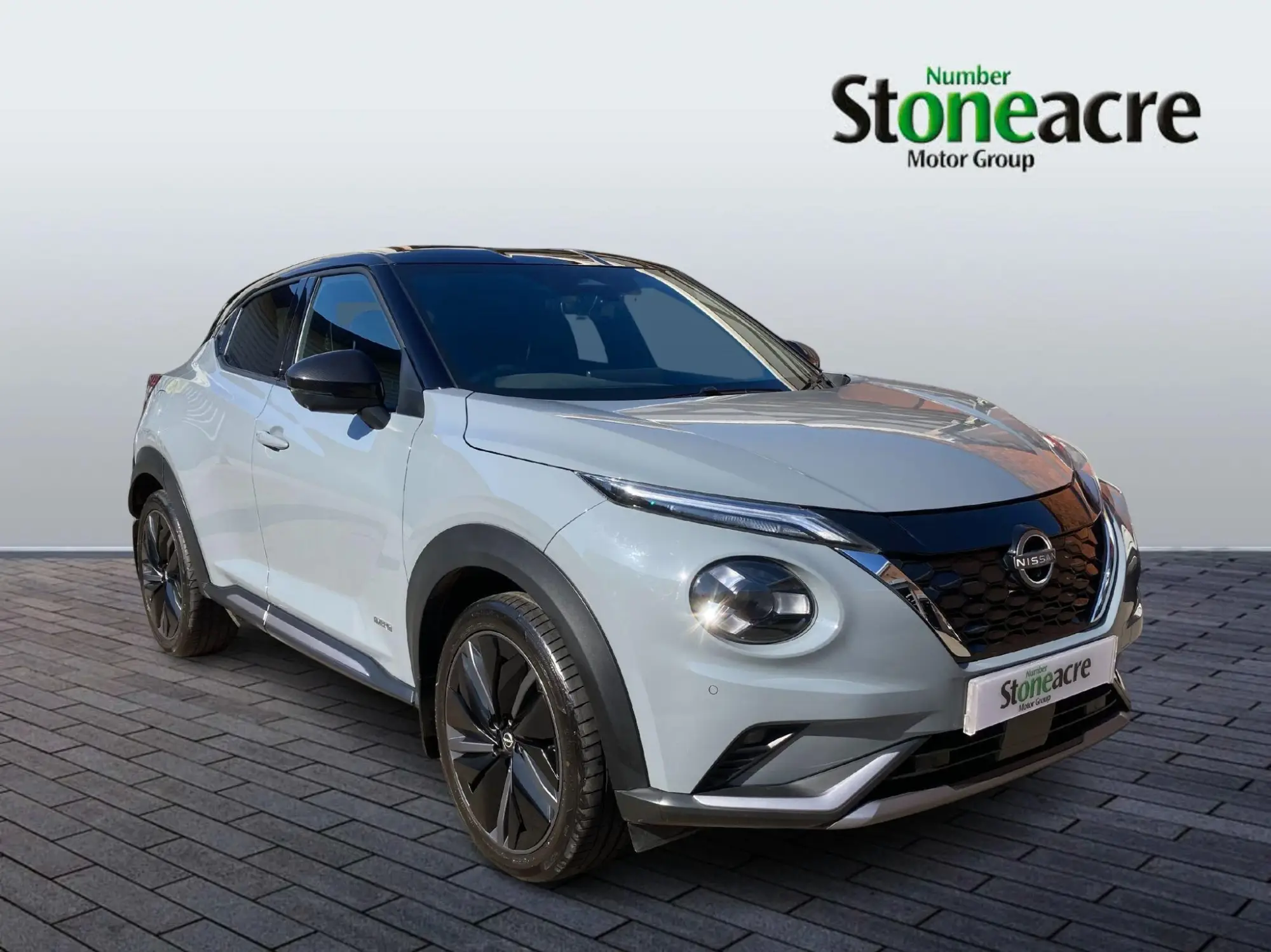 Nissan Juke 1.6 Tekna+ Auto Euro 6 5dr YY24OJJ Image 1