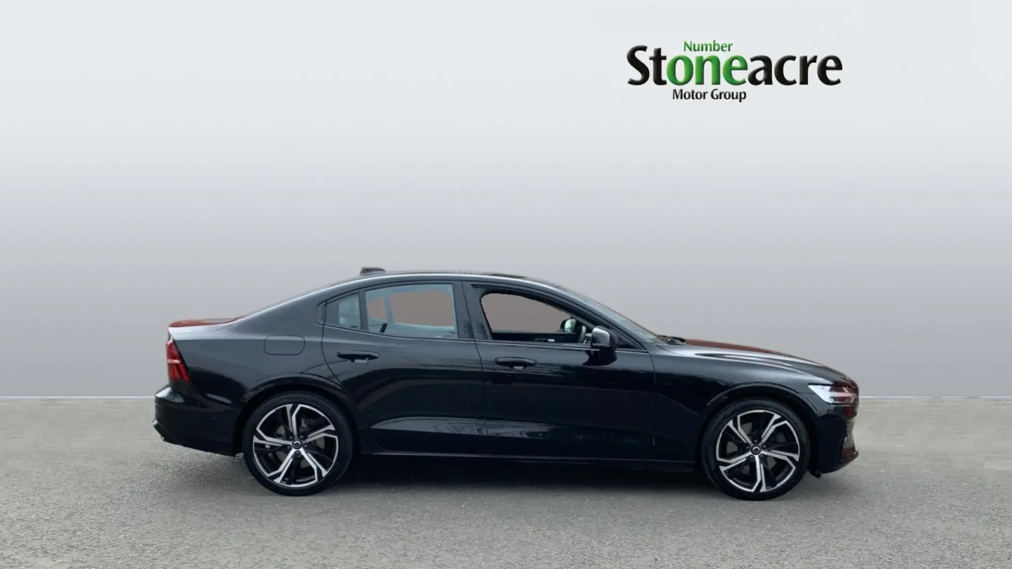 Volvo S60 2.0 B5P Plus Dark 4dr AWD Auto NA73UOD Image 3