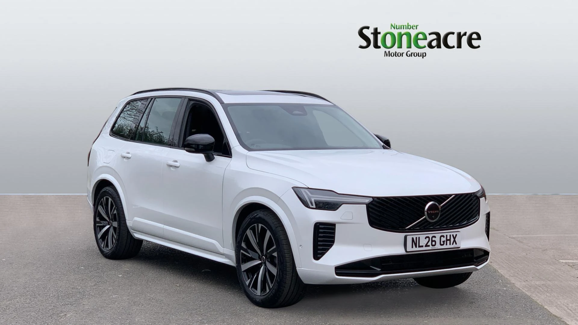 Volvo XC90 listing photo