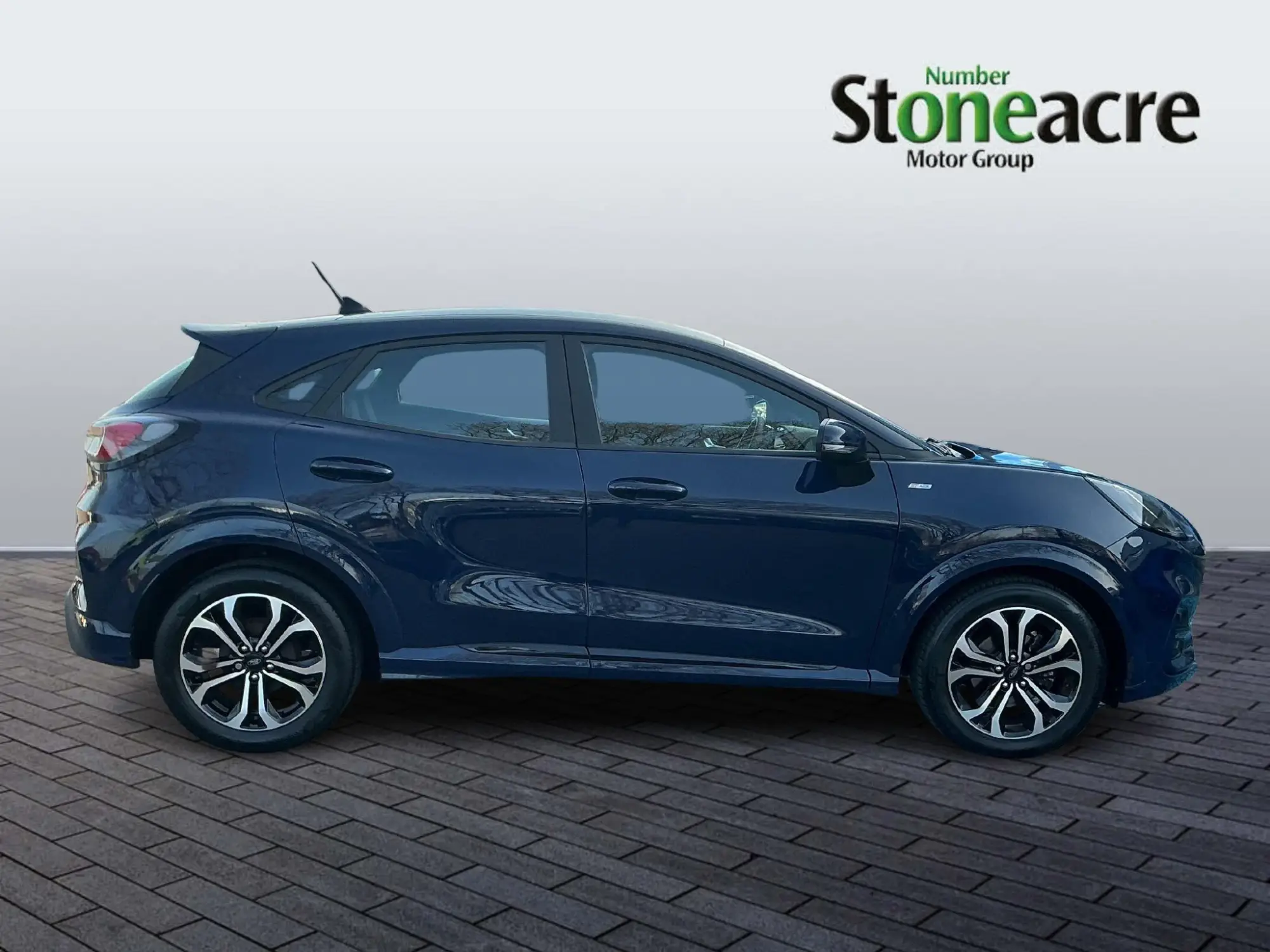 Ford Puma 1.0 EcoBoost Hybrid mHEV ST-Line 5dr CU23LCP Image 2