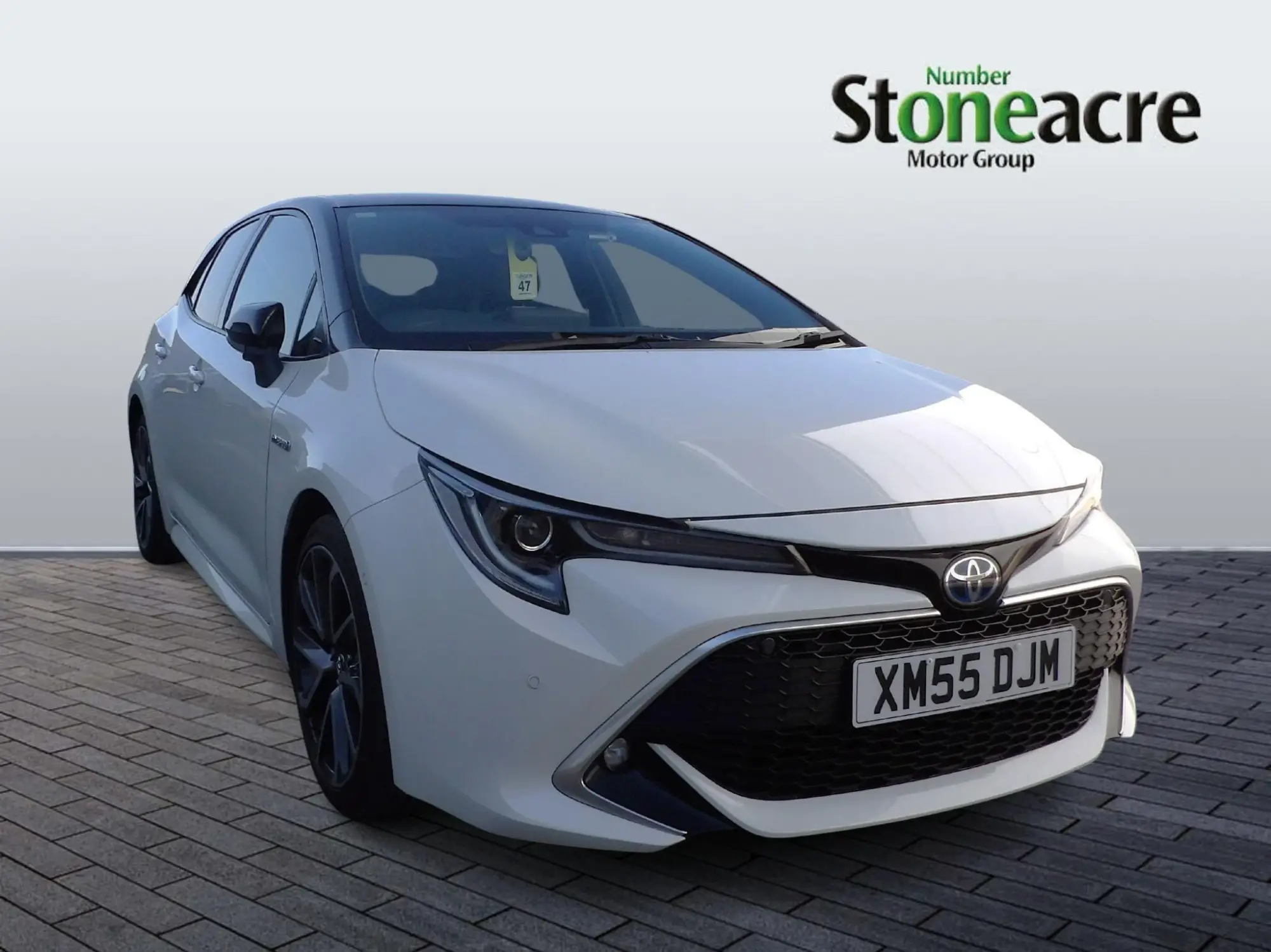 Toyota Corolla Hatchback 2.0 VVT-h Excel Hatchback 5dr Petrol Hybrid CVT Euro 6 (s/s) (184 ps) NX69USB Image 1