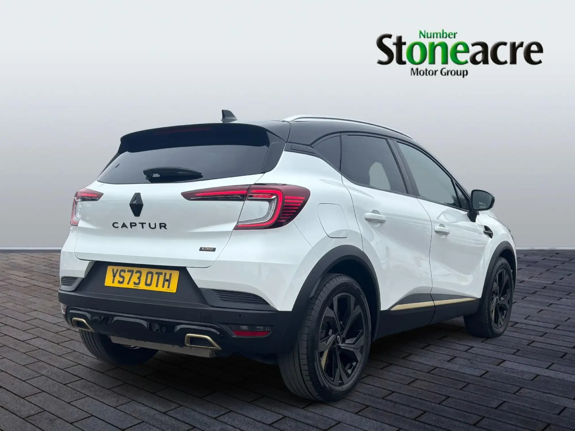Renault Captur E-Tech 1.6 E-TECH 9.8kWh E-Tech engineered Auto Euro 6 (s/s) 5dr YS73OTH Image 3